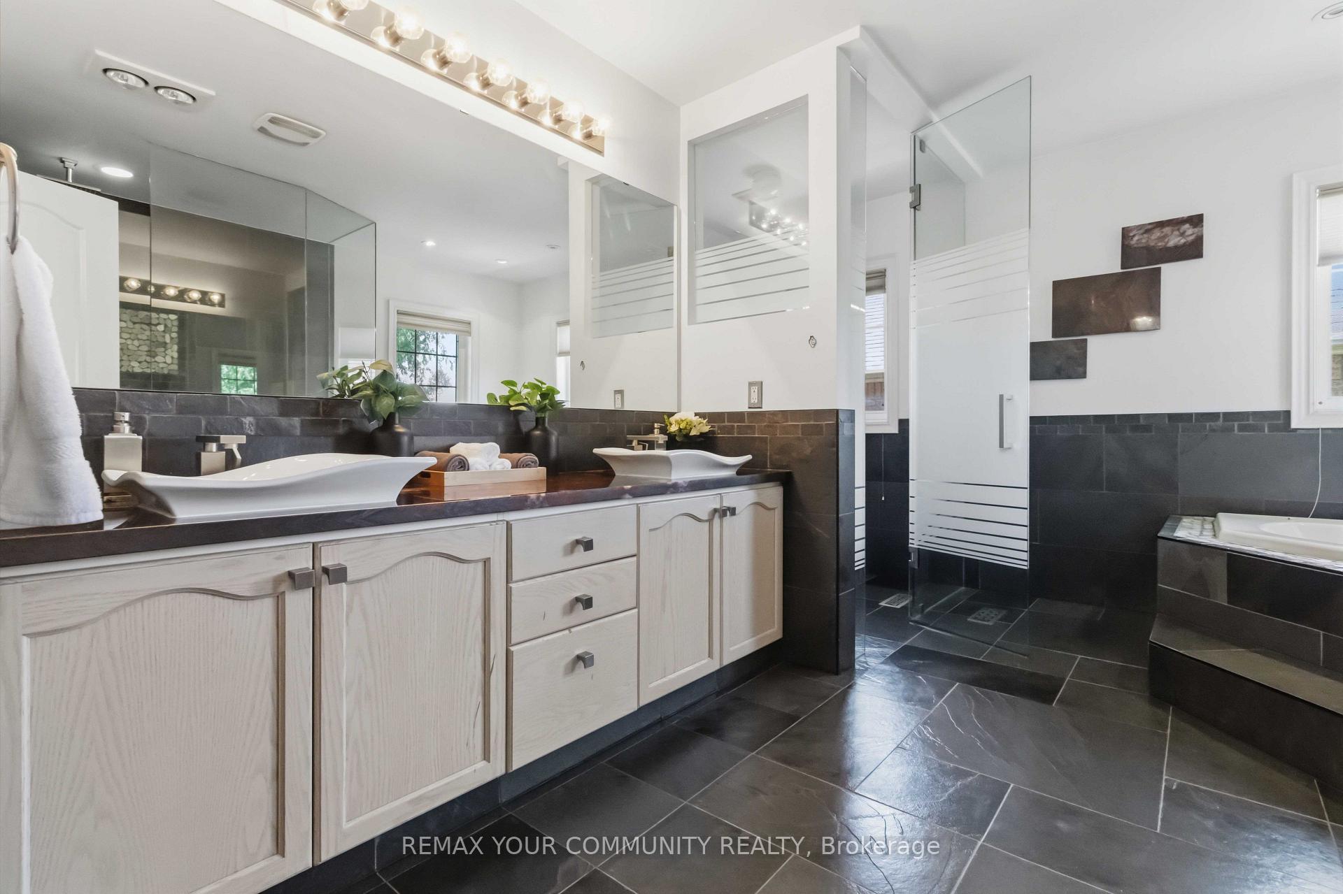 Photo 28 of 171 Langtry Place, Vaughan, Uplands — HOMEH