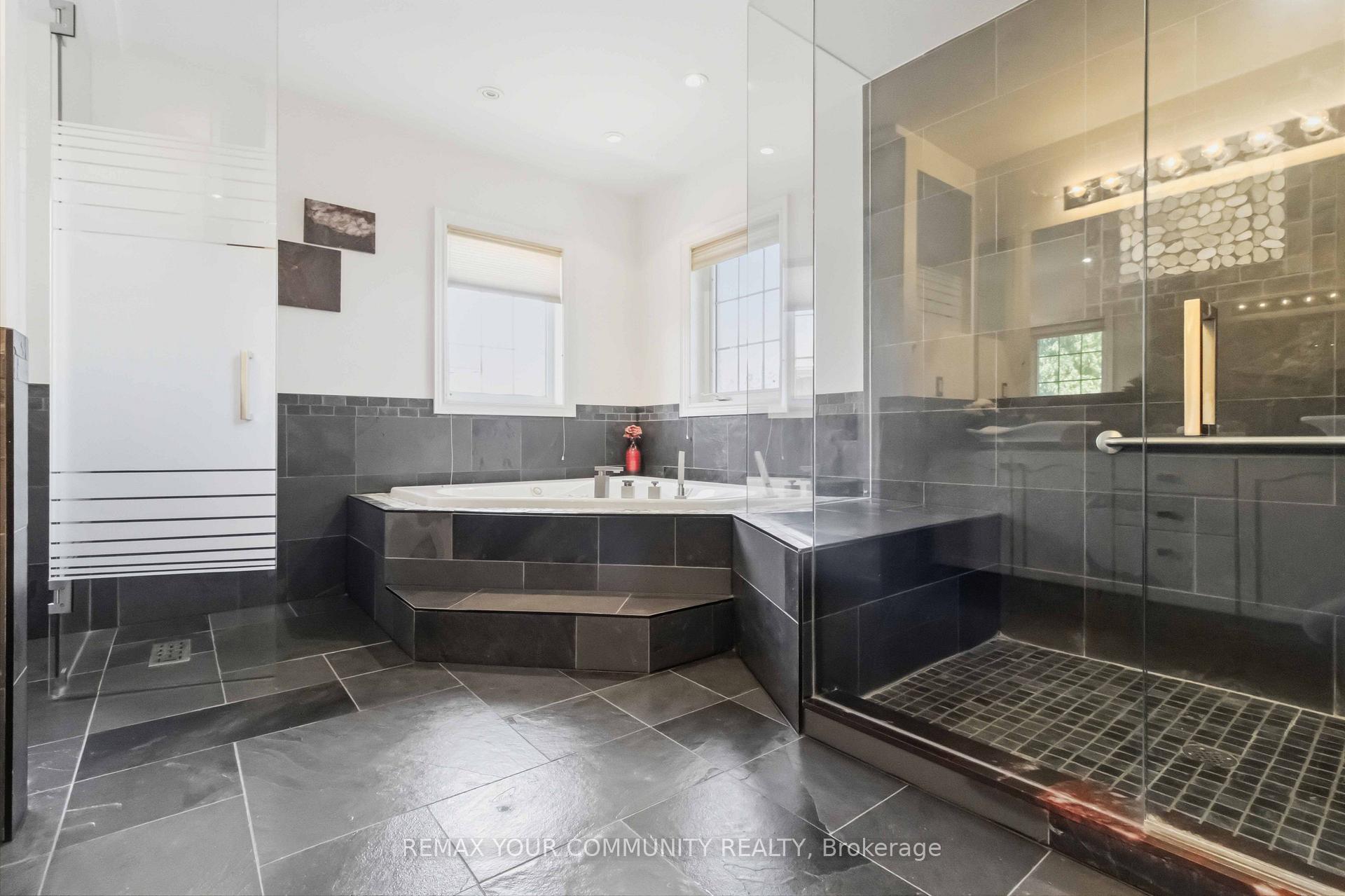 Photo 29 of 171 Langtry Place, Vaughan, Uplands — HOMEH
