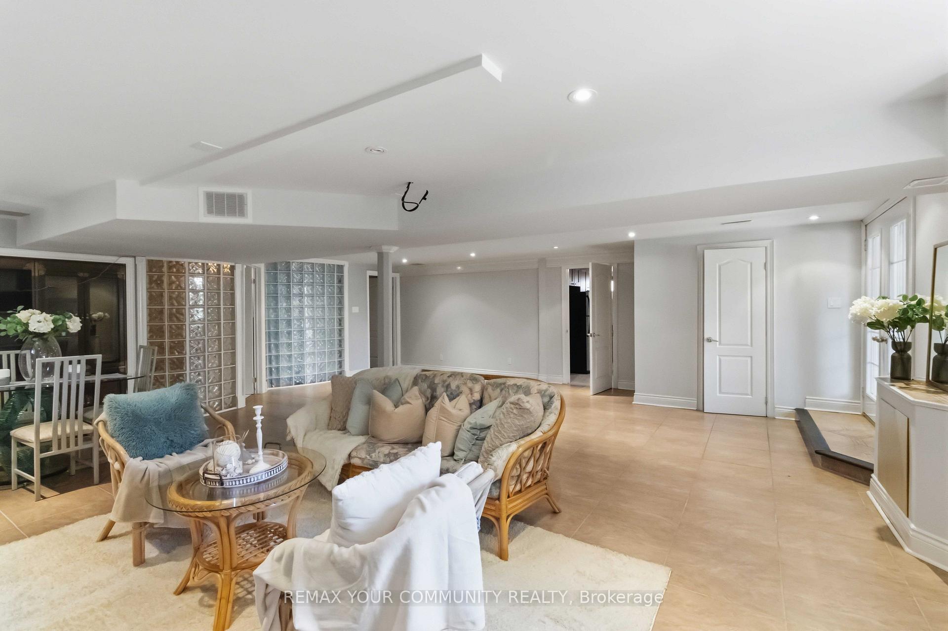 Photo 33 of 171 Langtry Place, Vaughan, Uplands — HOMEH