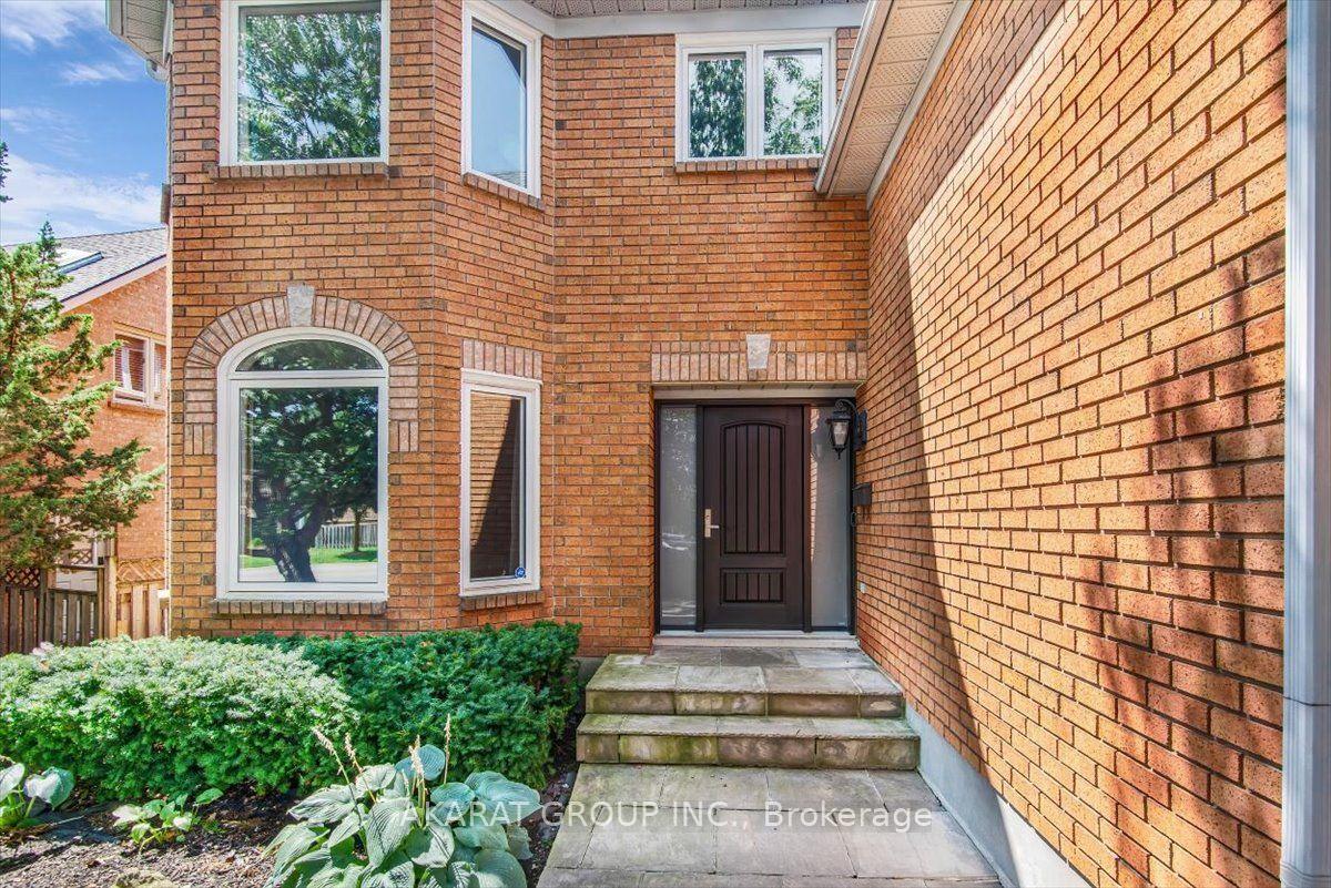 Photo 2 of 1274 King's College Drive, Oakville, Glen Abbey — HOMEH