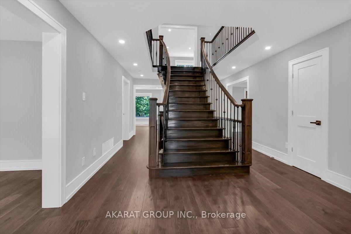 Photo 4 of 1274 King's College Drive, Oakville, Glen Abbey — HOMEH