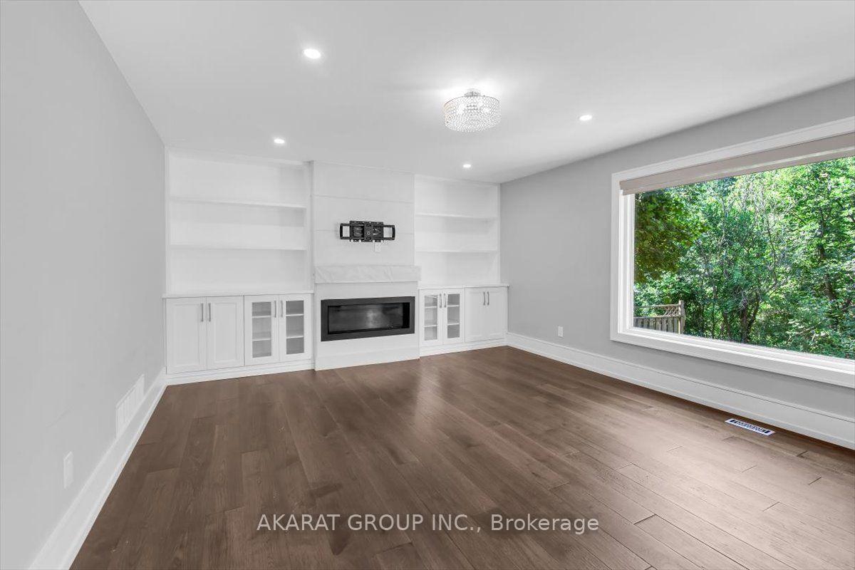 Photo 9 of 1274 King's College Drive, Oakville, Glen Abbey — HOMEH