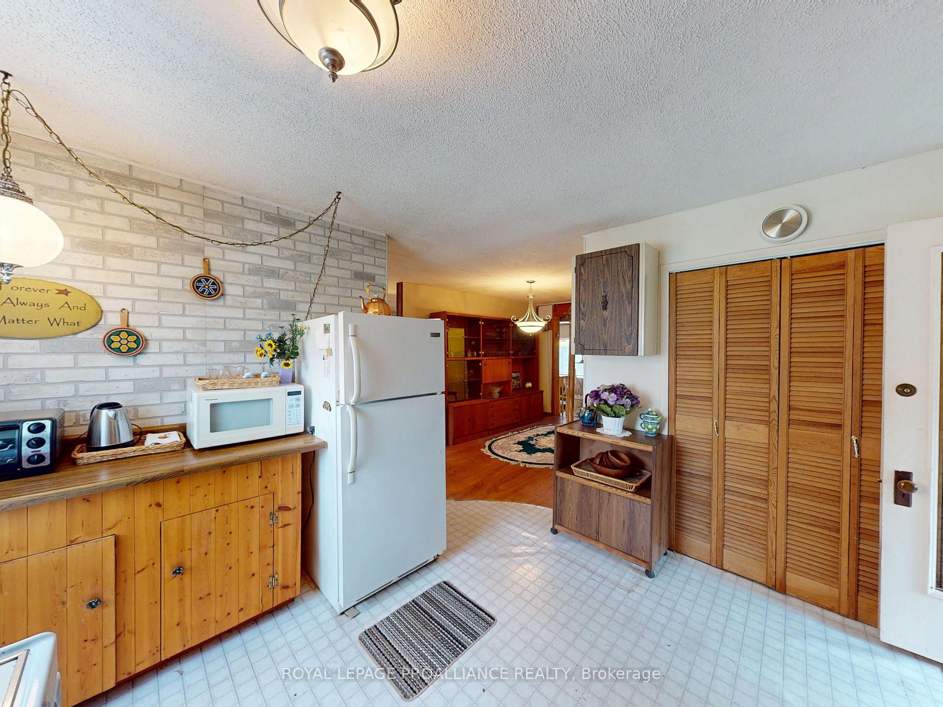 Photo 9 of 133 Juniper Lane, Prince Edward County, Ameliasburg Ward — HOMEH
