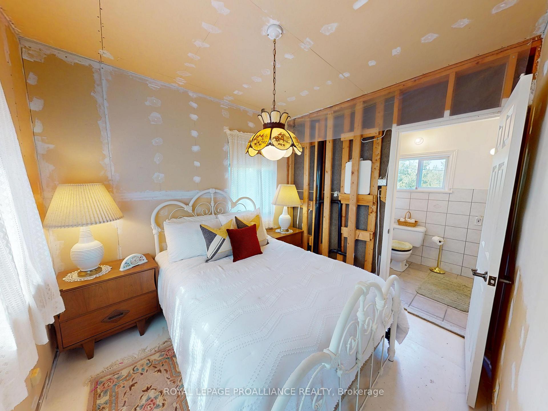 Photo 23 of 133 Juniper Lane, Prince Edward County, Ameliasburg Ward — HOMEH