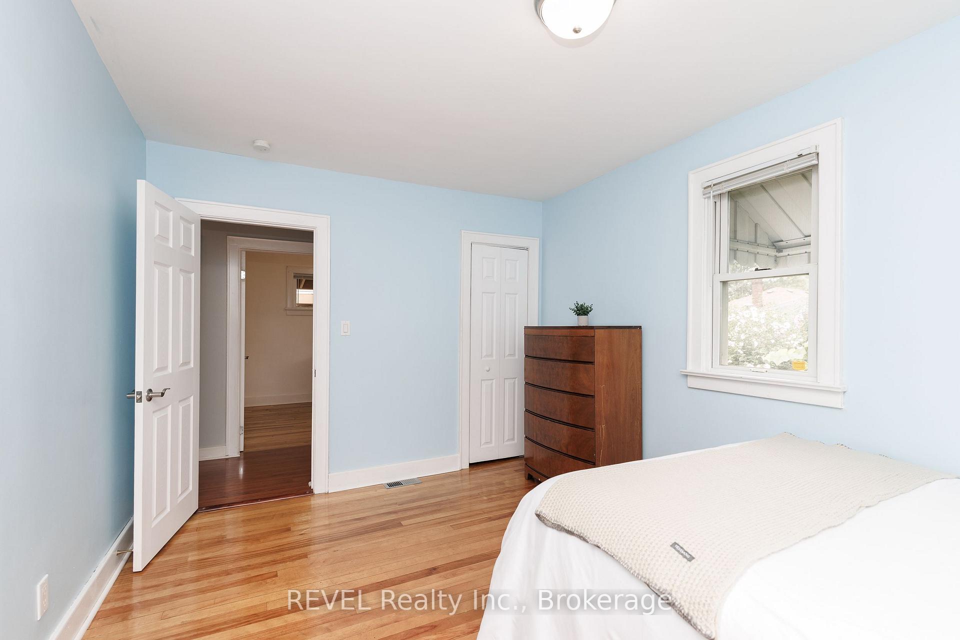 Photo 20 of 66 Semley Avenue, Welland, Broadway — HOMEH