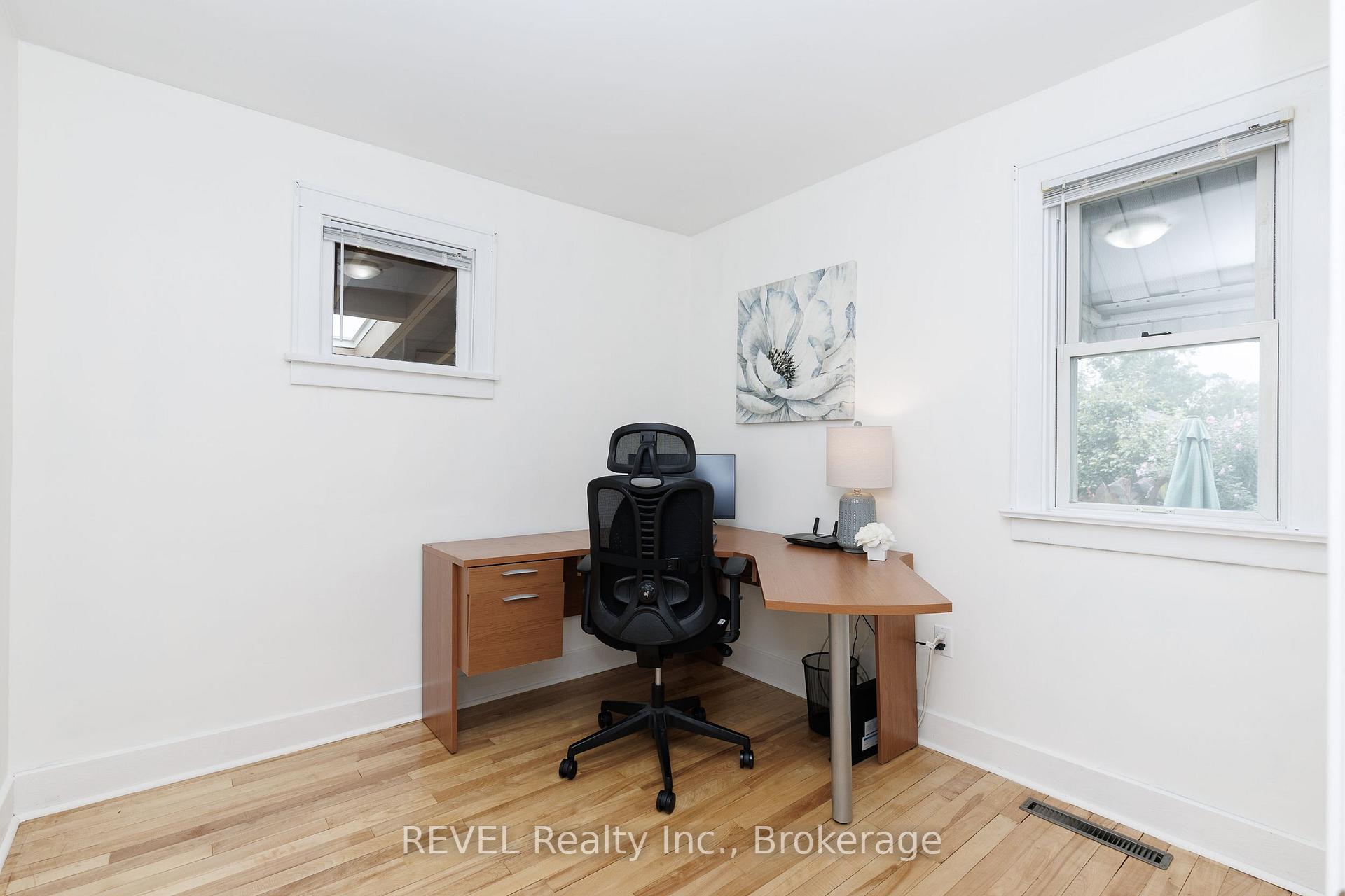 Photo 22 of 66 Semley Avenue, Welland, Broadway — HOMEH