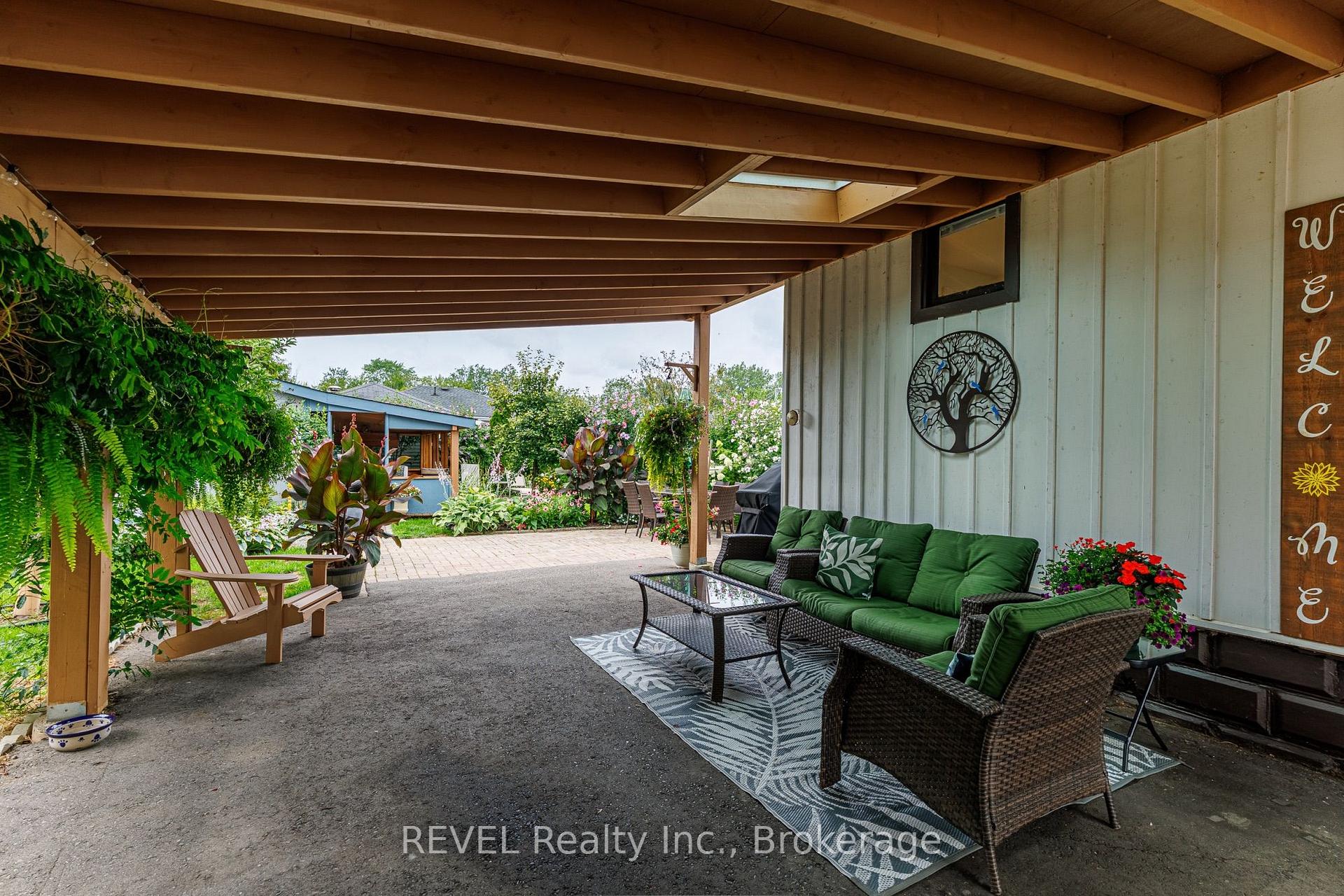 Photo 34 of 66 Semley Avenue, Welland, Broadway — HOMEH