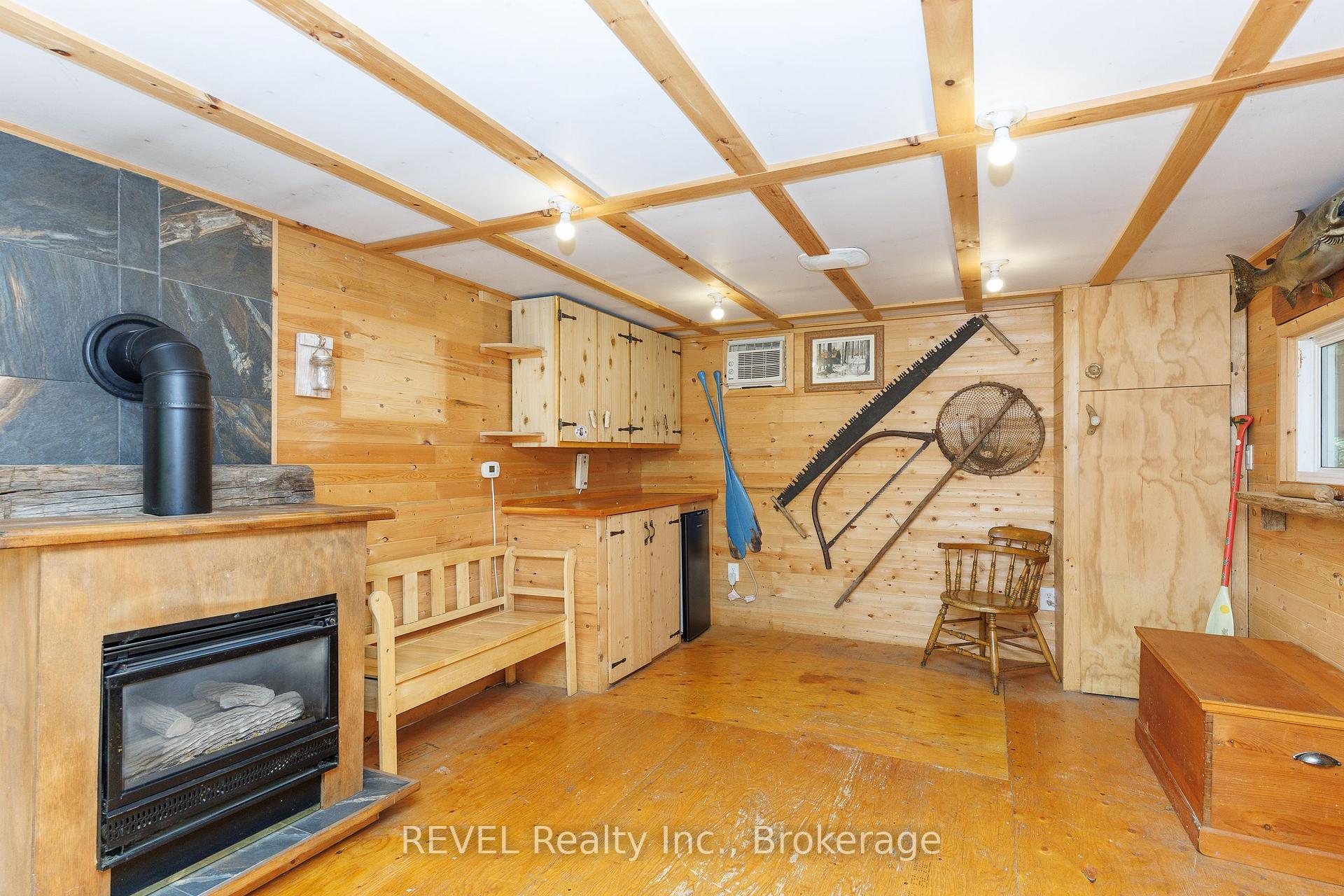 Photo 44 of 66 Semley Avenue, Welland, Broadway — HOMEH