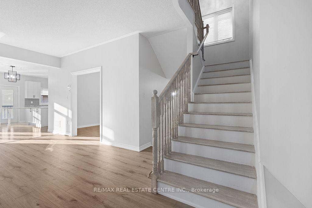 Photo 24 of 105 Werry Avenue, Southgate — HOMEH