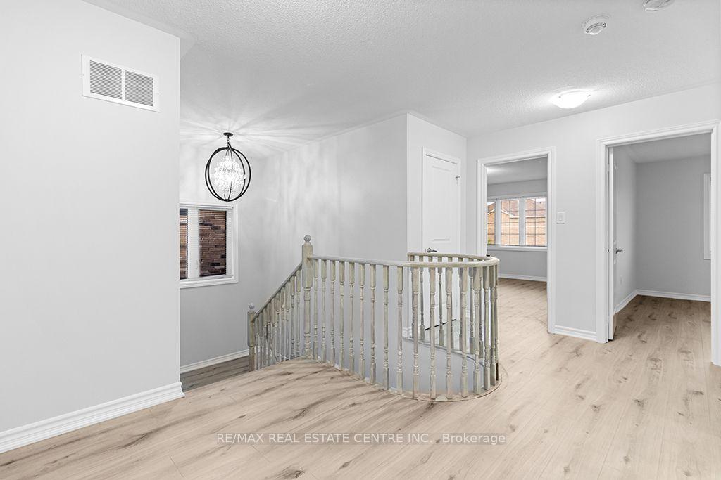 Photo 25 of 105 Werry Avenue, Southgate — HOMEH
