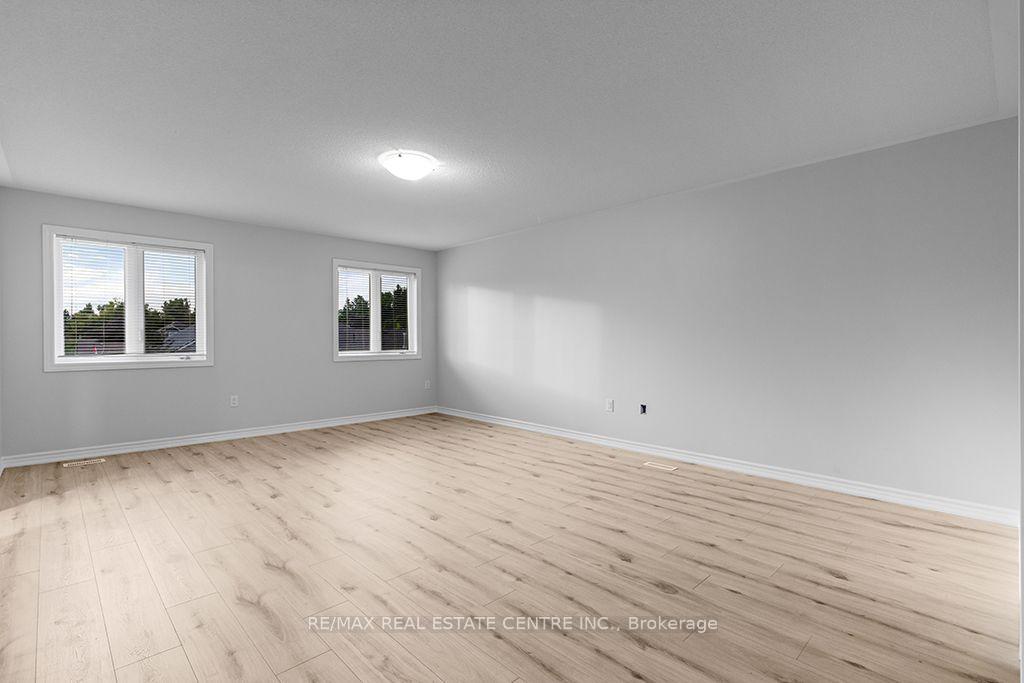 Photo 26 of 105 Werry Avenue, Southgate — HOMEH