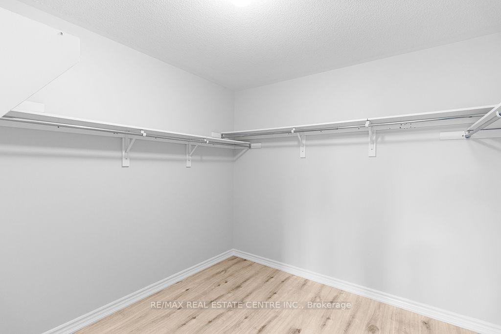 Photo 33 of 105 Werry Avenue, Southgate — HOMEH