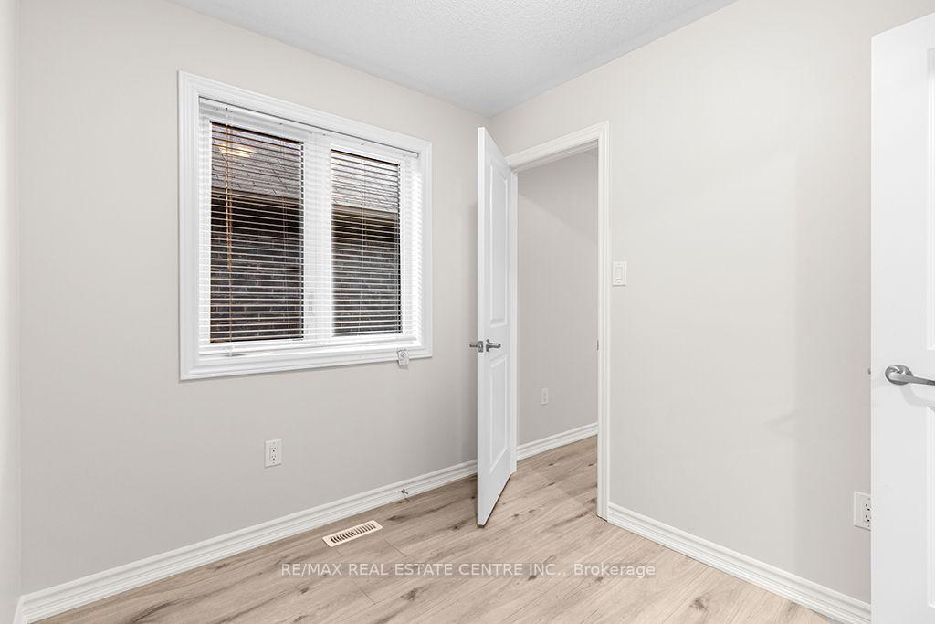 Photo 36 of 105 Werry Avenue, Southgate — HOMEH