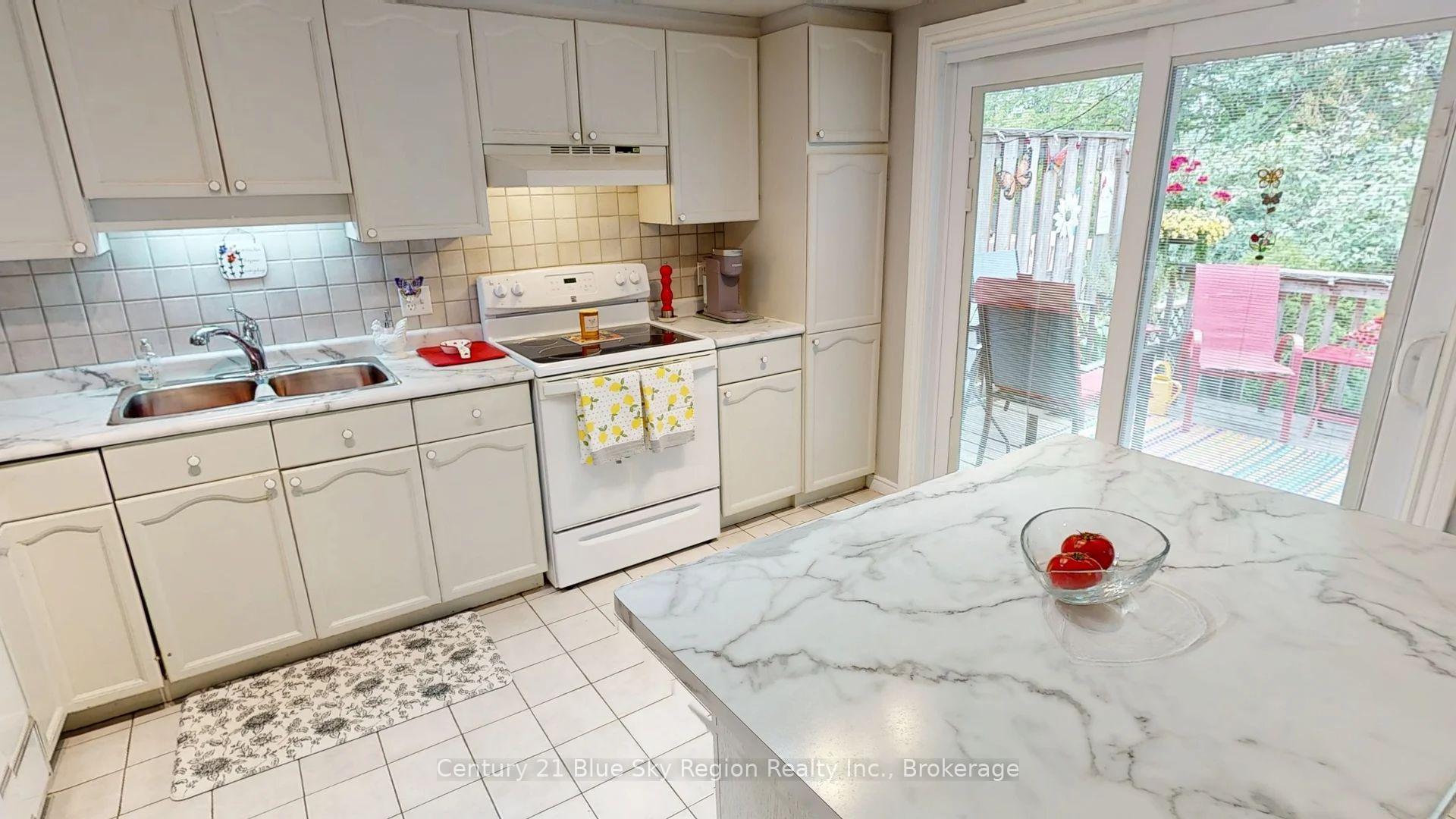 Photo 8 of 634 Tackaberry Drive, North Bay, West End — HOMEH