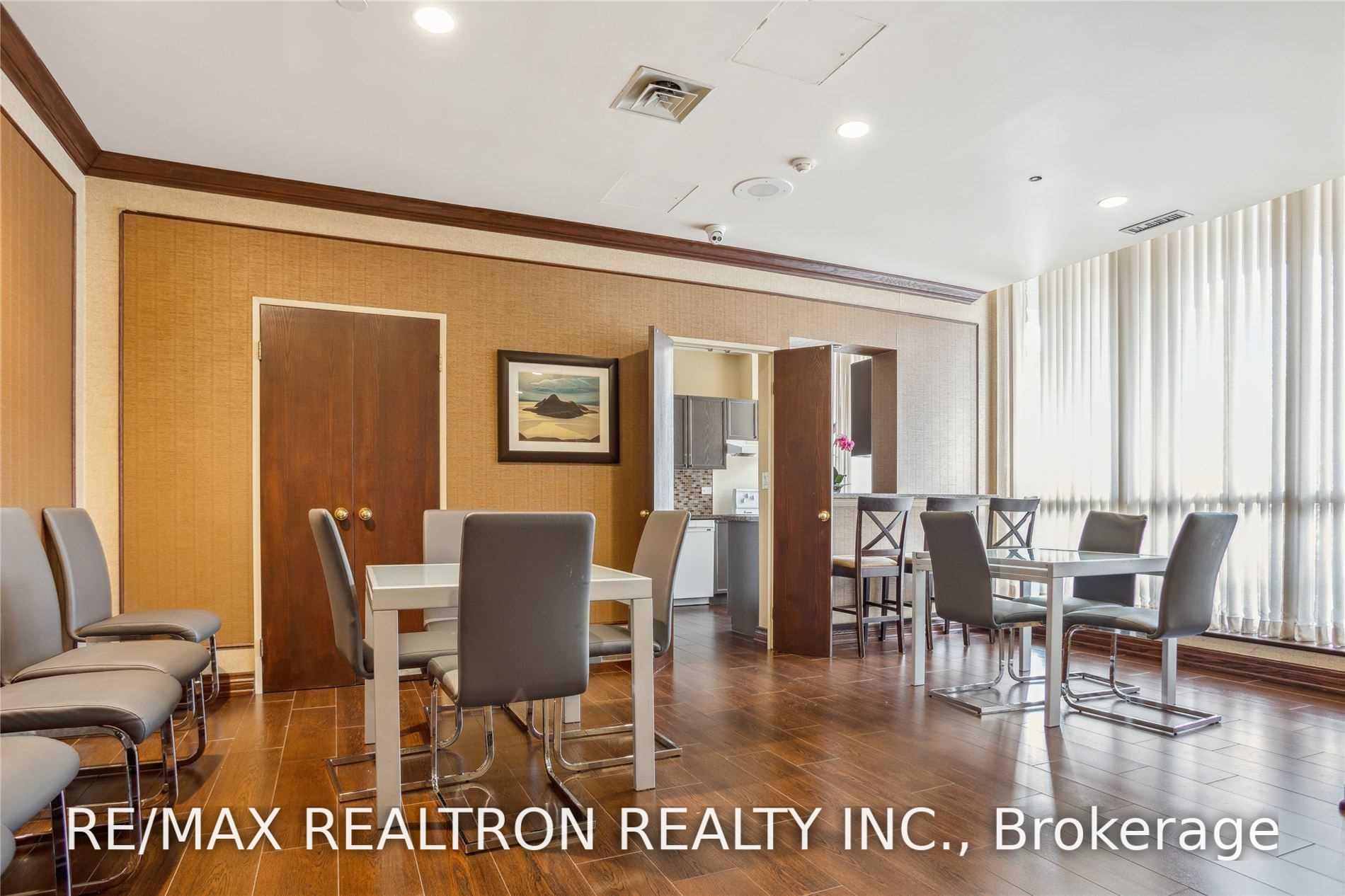 Photo 11 of Unit 410, 101 Subway Crescent, Etobicoke, Islington-City Centre West — HOMEH