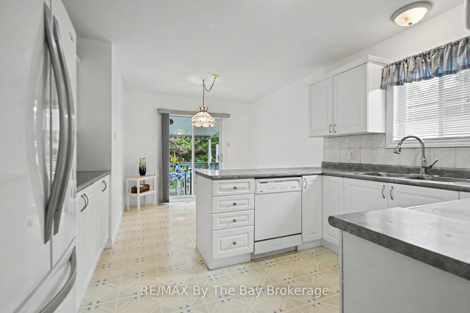 Photo 13 of 144 Smallman Drive, Wasaga Beach — HOMEH