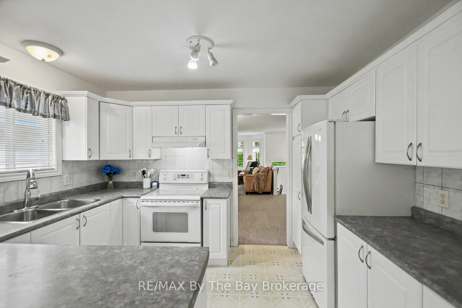 Photo 15 of 144 Smallman Drive, Wasaga Beach — HOMEH
