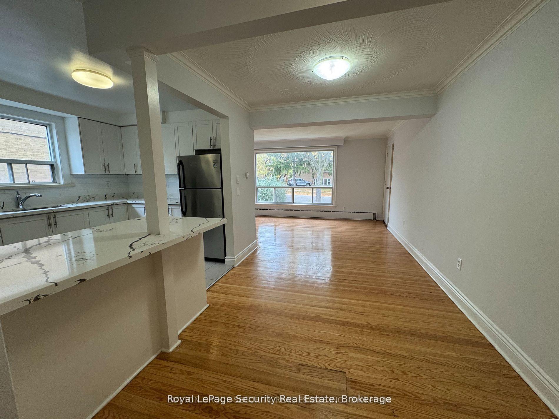 Photo 5 of Unit 1, 56 Leduc Drive, Etobicoke, Rexdale-Kipling — HOMEH