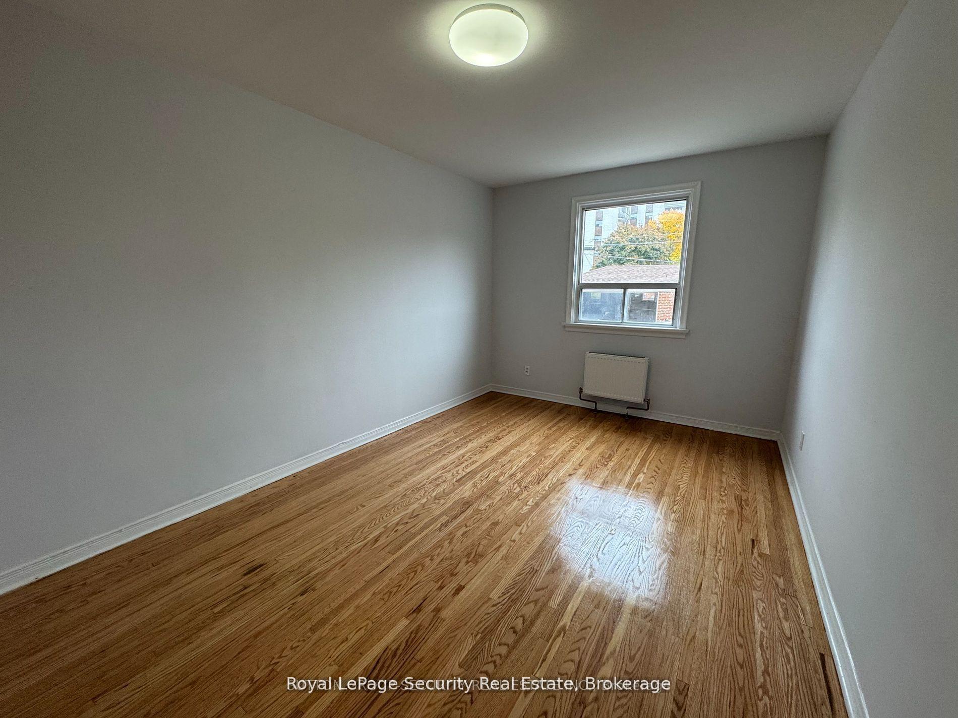 Photo 9 of Unit 1, 56 Leduc Drive, Etobicoke, Rexdale-Kipling — HOMEH
