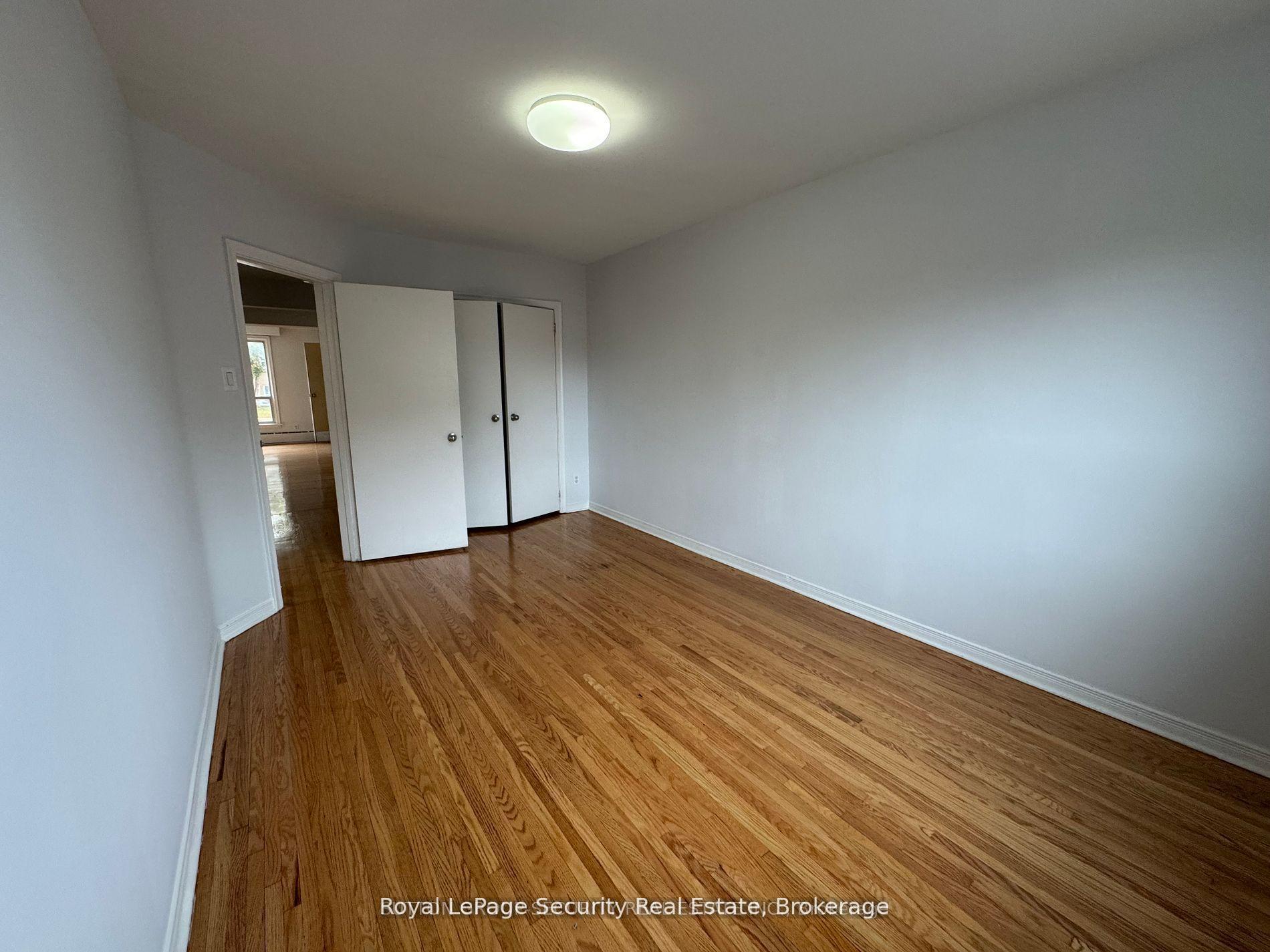 Photo 10 of Unit 1, 56 Leduc Drive, Etobicoke, Rexdale-Kipling — HOMEH