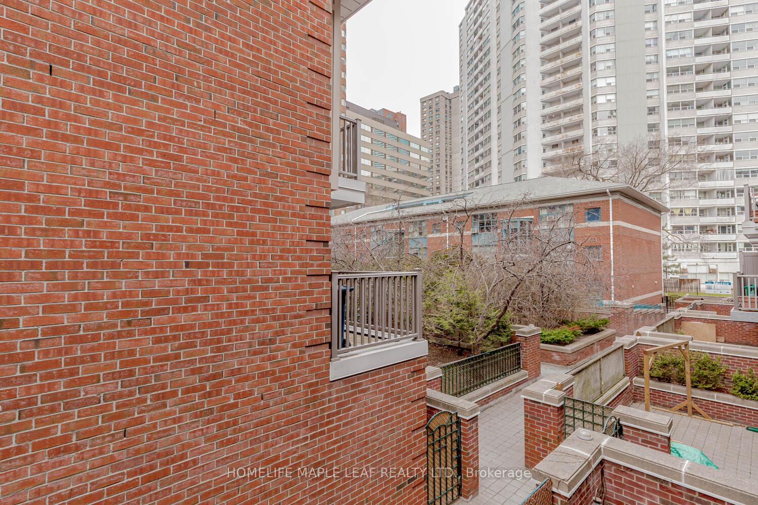 Photo 15 of 56 St Nicholas Street, Toronto, Bay Street Corridor — HOMEH