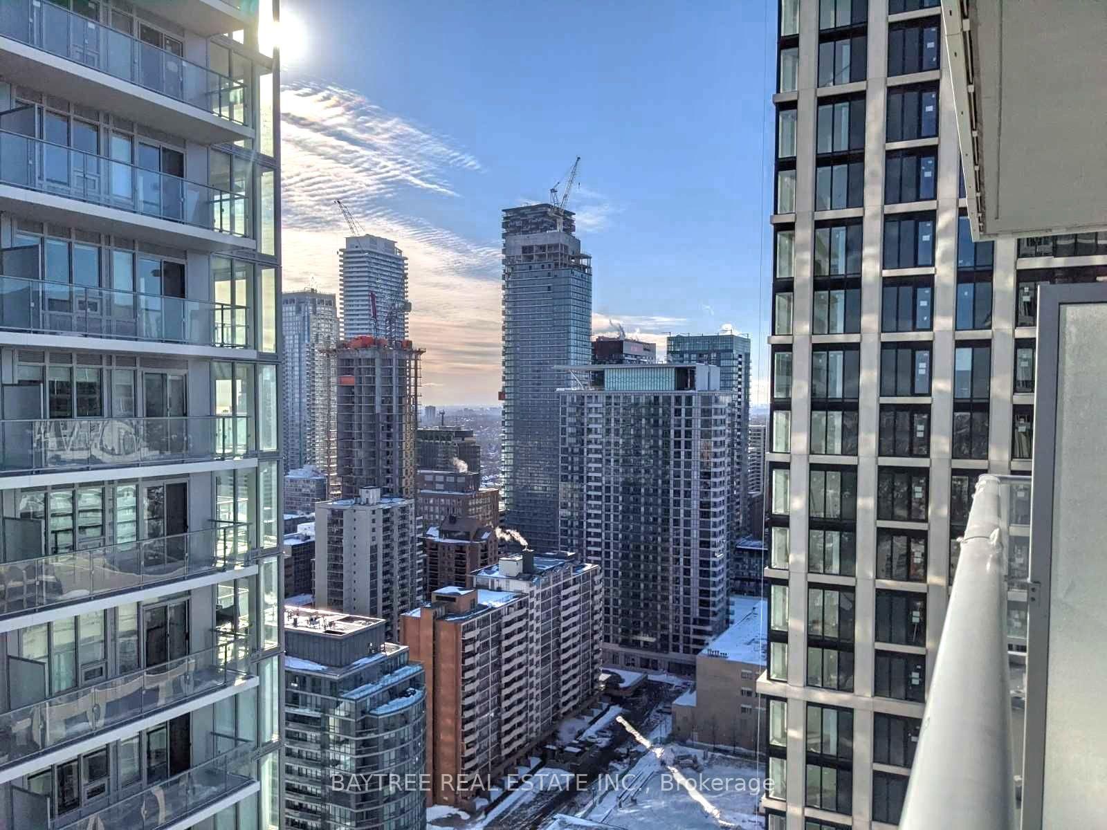Photo 15 of Unit 3608, 99 Broadway Avenue, Toronto, Mount Pleasant West — HOMEH