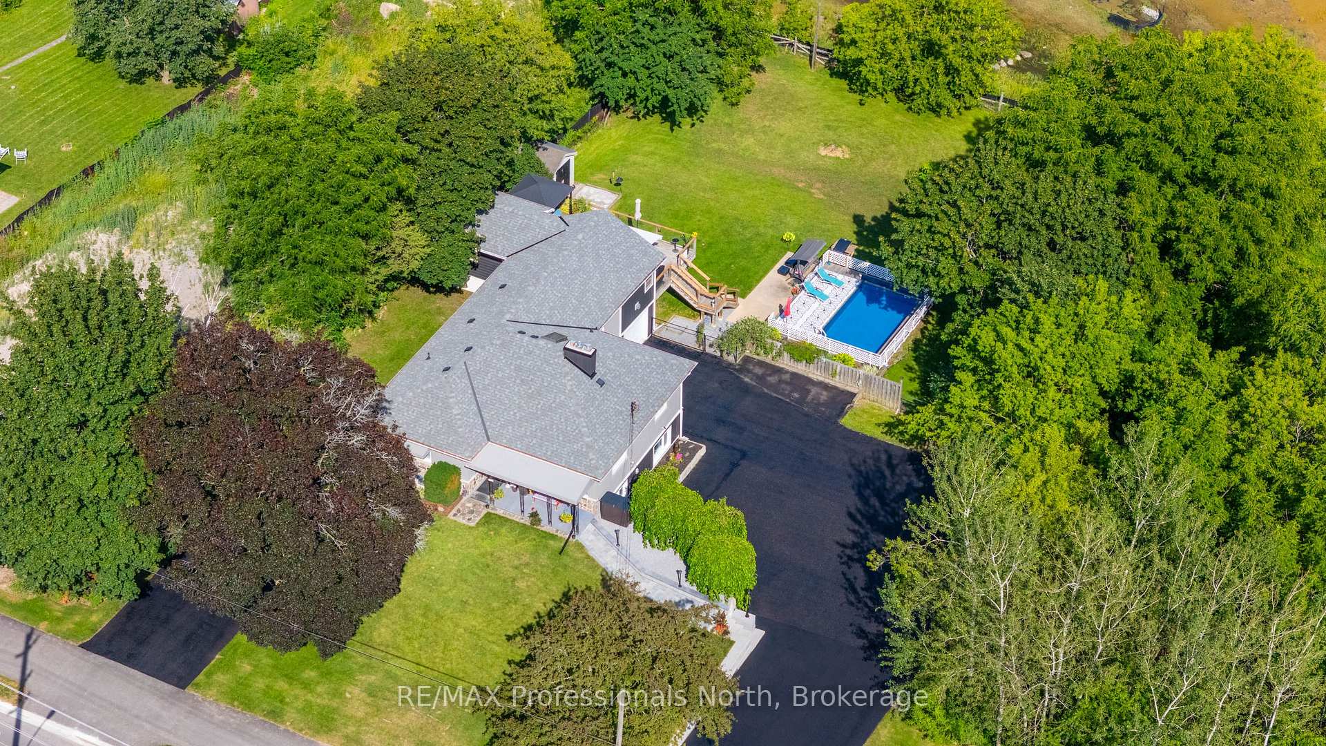 Photo 1 of 63 The Queensway, Georgina, Keswick North — HOMEH