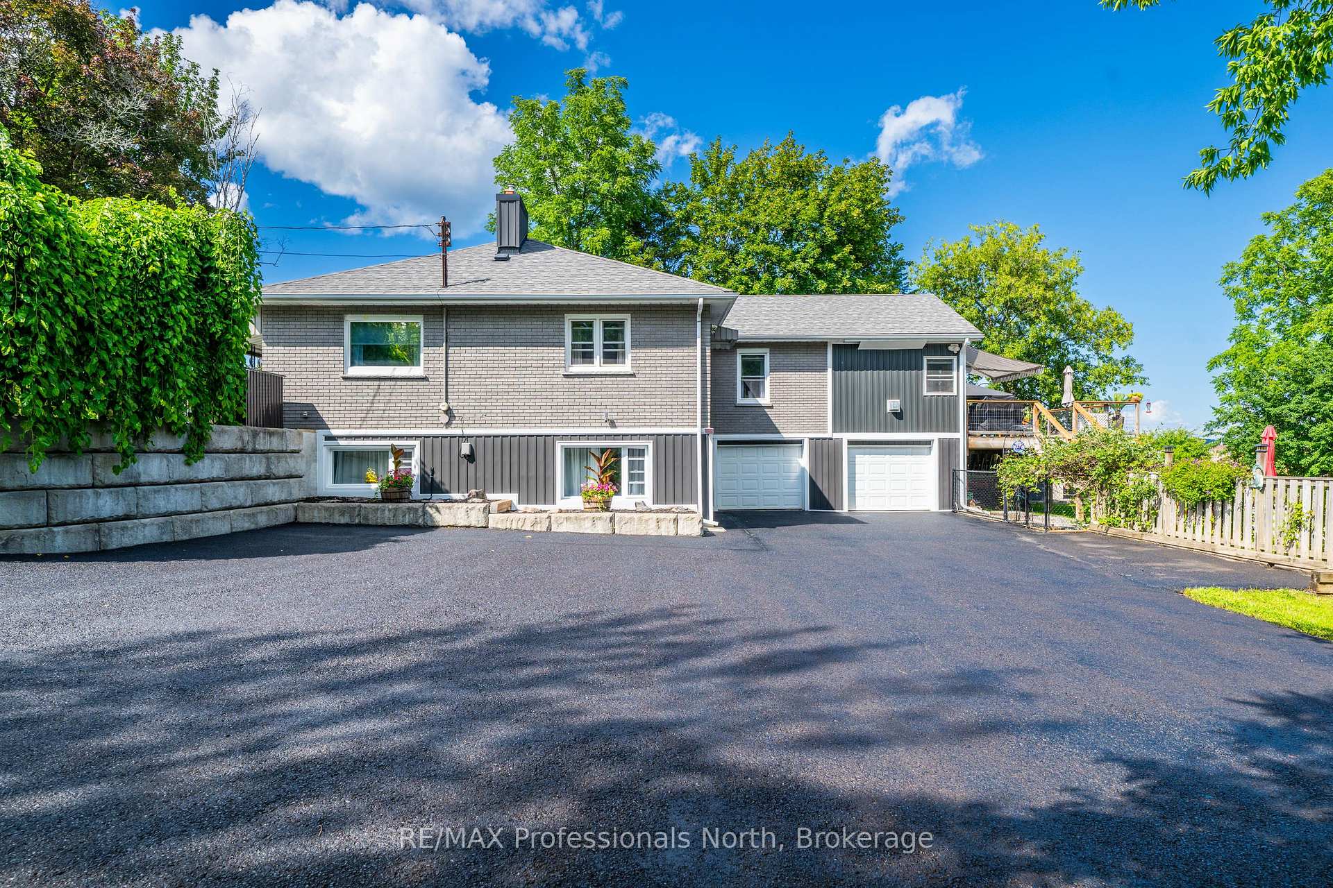 Photo 15 of 63 The Queensway, Georgina, Keswick North — HOMEH