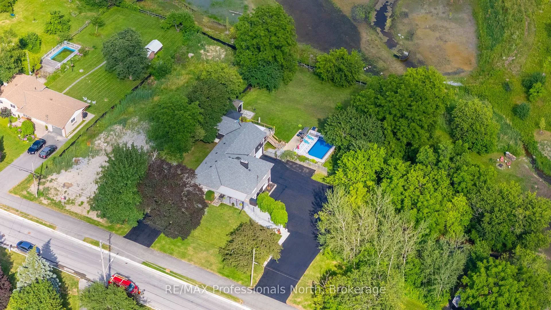Photo 6 of 63 The Queensway, Georgina, Keswick North — HOMEH