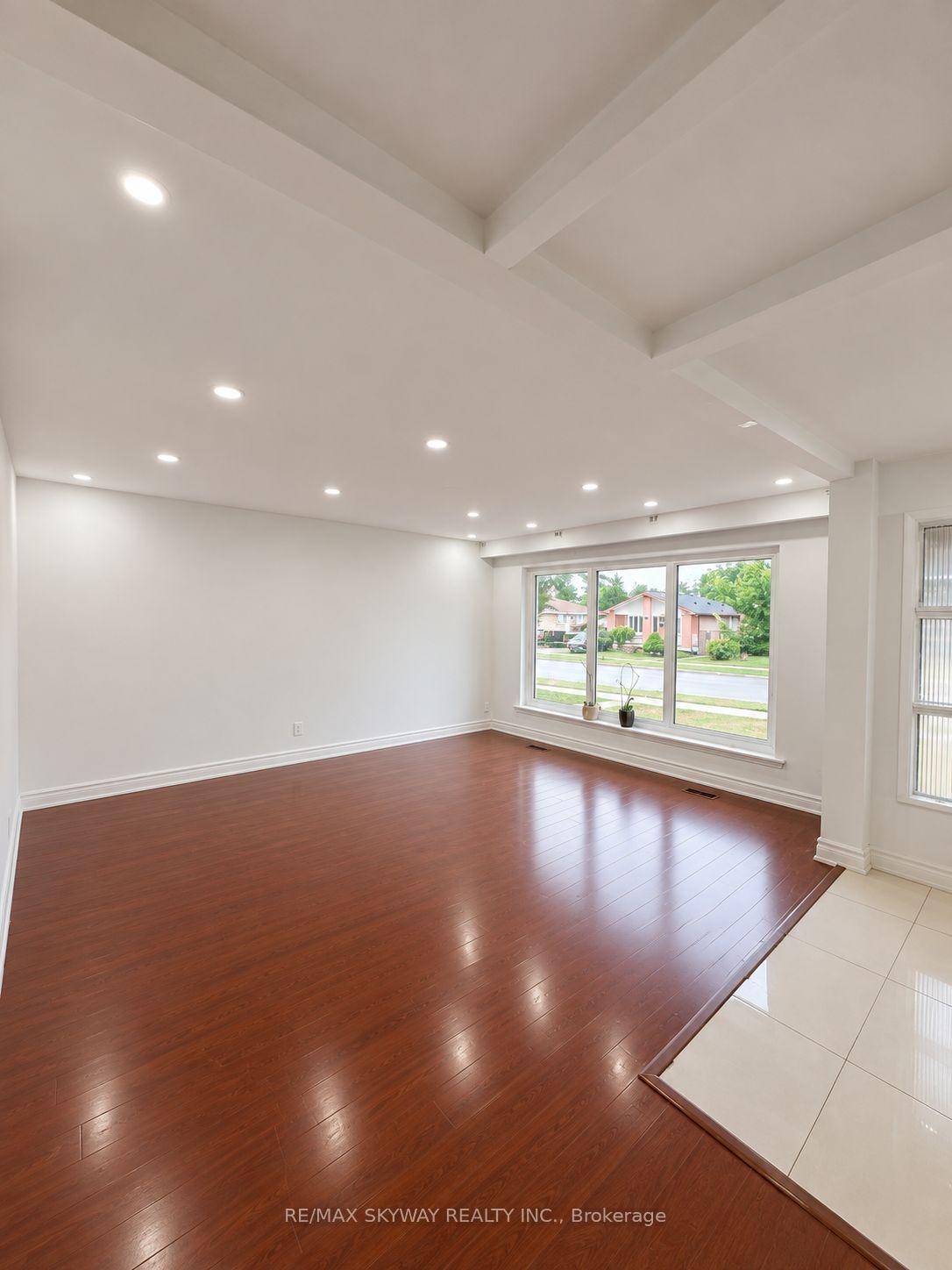Photo 1 of 40 Dorward Drive, Etobicoke, Mount Olive-Silverstone-Jamestown — HOMEH
