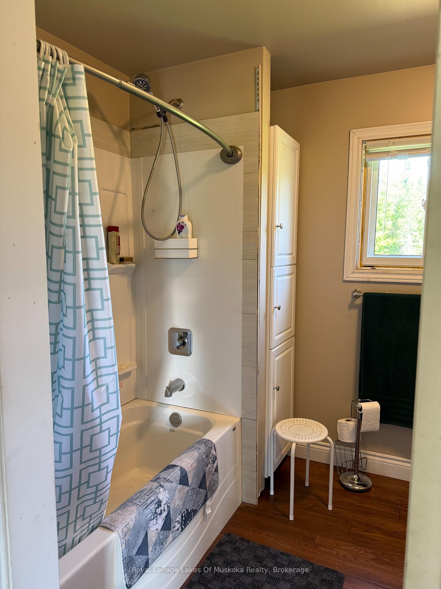 Photo 9 of 1014 Ben Lake Road East, Gravenhurst, Ryde — HOMEH