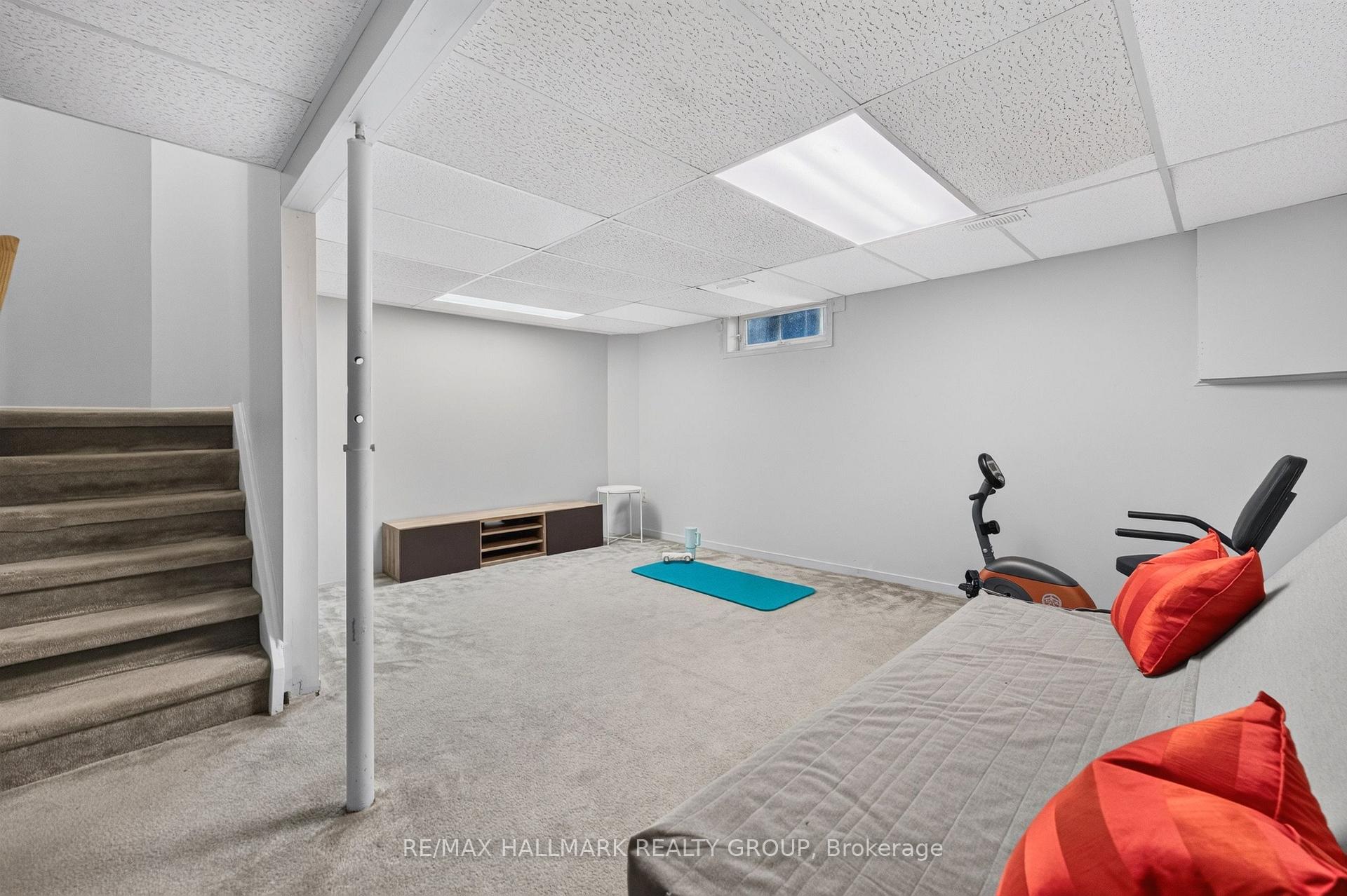 Photo 26 of 7009 Bilberry Drive, Ottawa, Convent Glen North — HOMEH