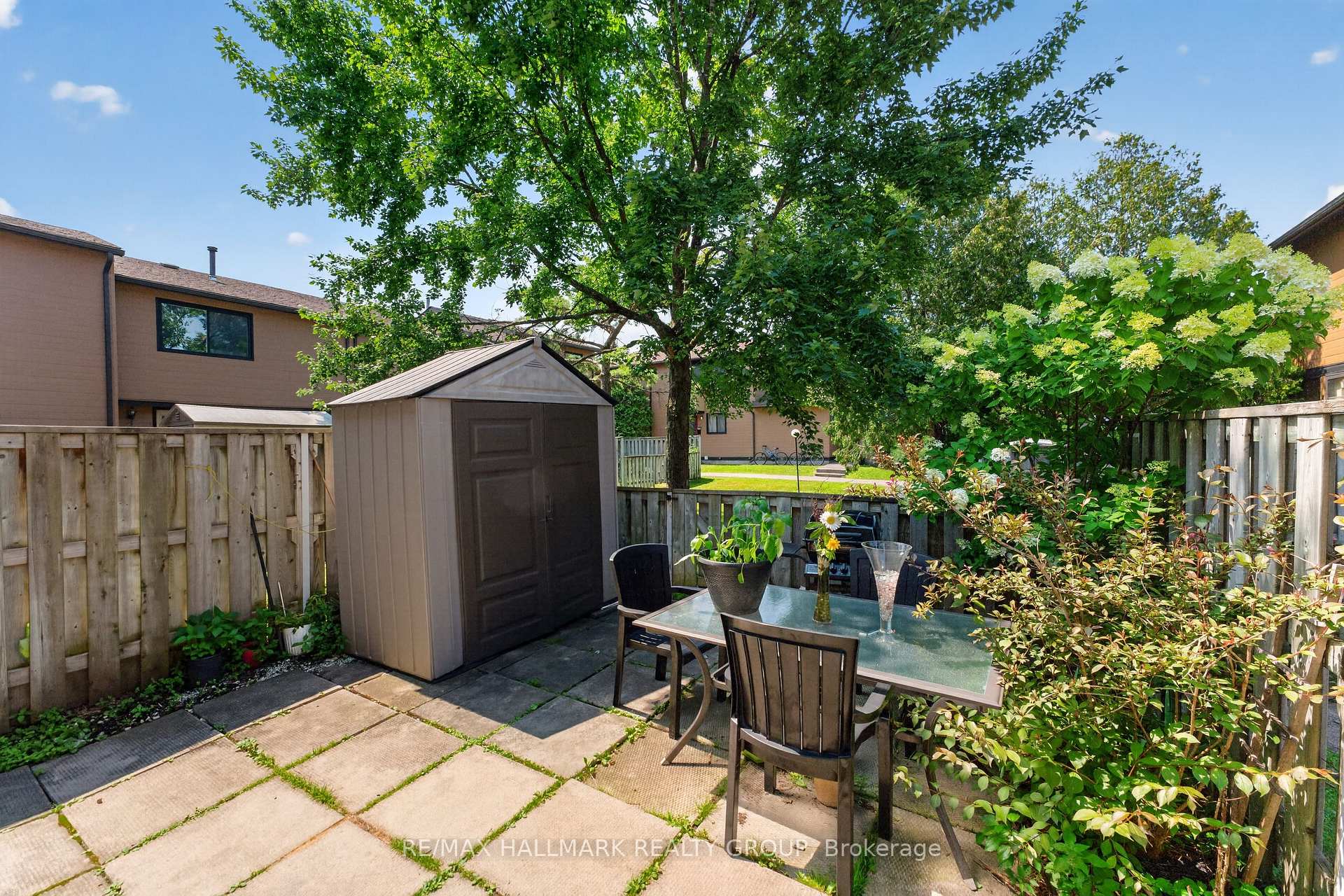Photo 34 of 7009 Bilberry Drive, Ottawa, Convent Glen North — HOMEH