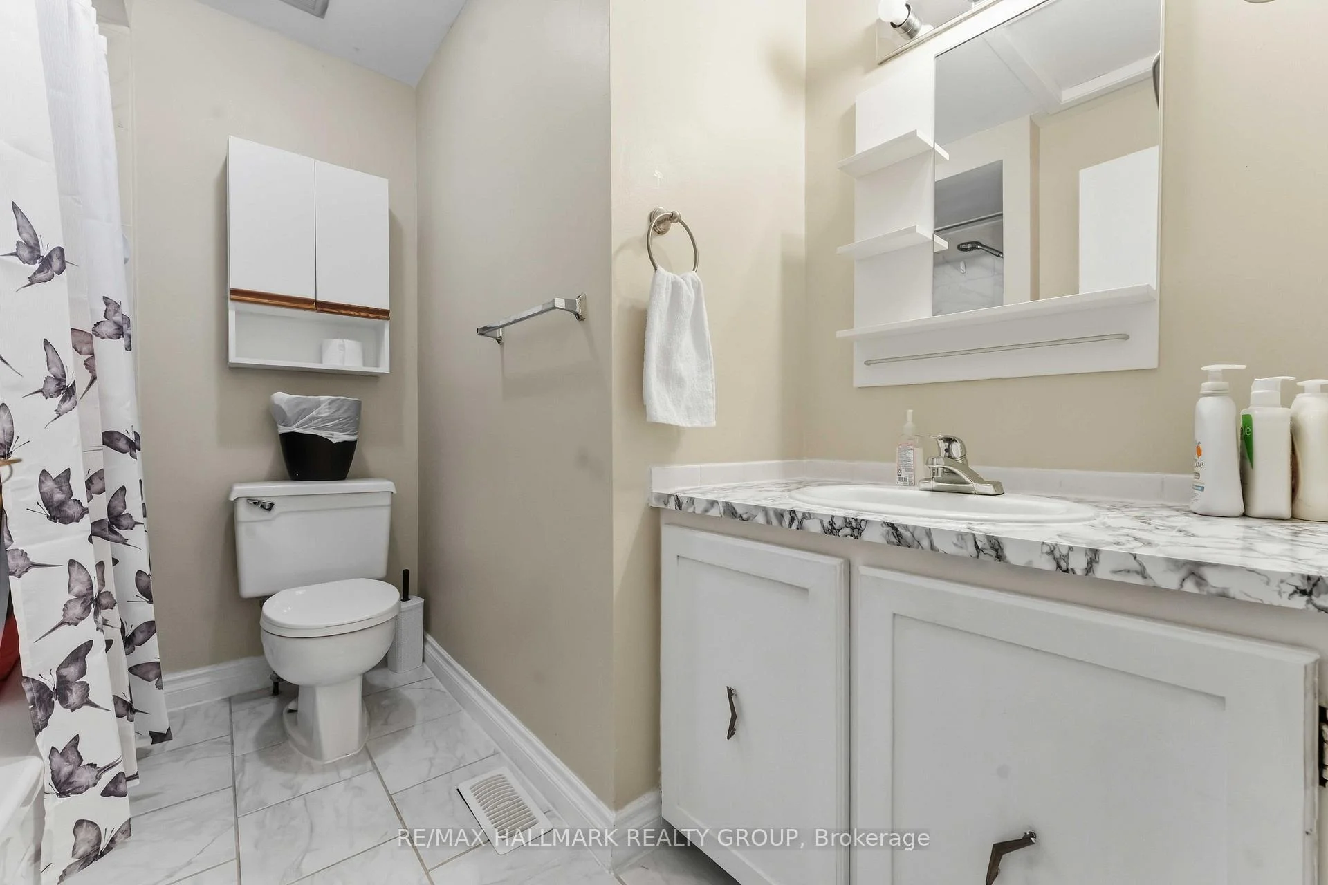 Photo 35 of 7009 Bilberry Drive, Ottawa, Convent Glen North — HOMEH