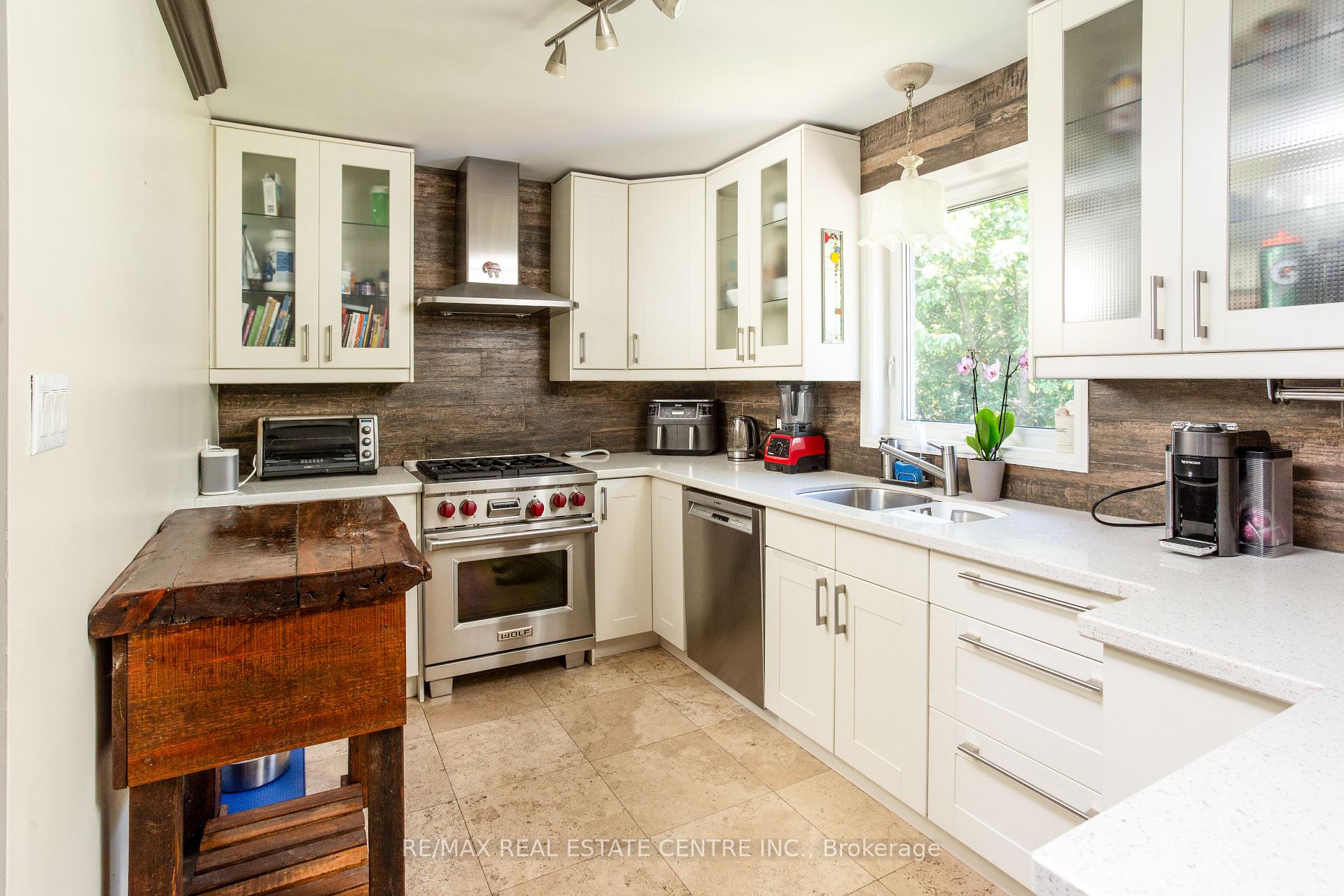 Photo 6 of 2450 Edenhurst Drive, Mississauga, Cooksville — HOMEH