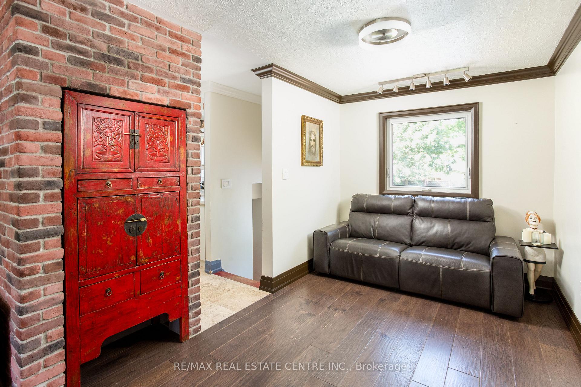 Photo 9 of 2450 Edenhurst Drive, Mississauga, Cooksville — HOMEH