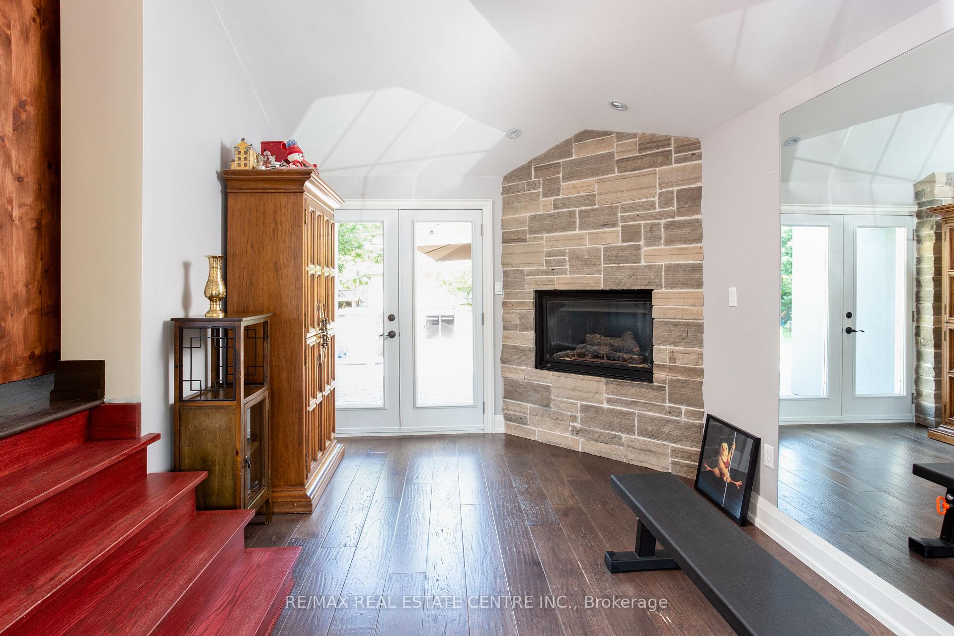 Photo 11 of 2450 Edenhurst Drive, Mississauga, Cooksville — HOMEH