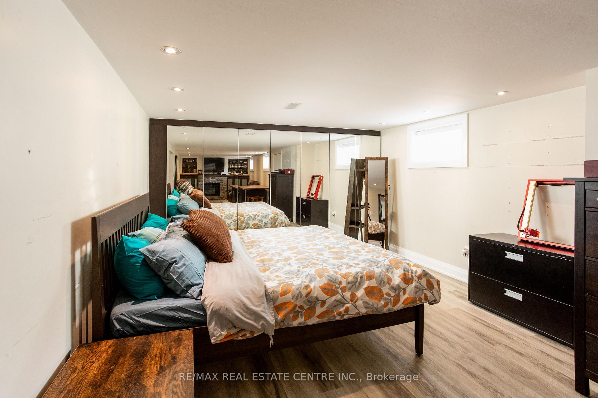 Photo 18 of 2450 Edenhurst Drive, Mississauga, Cooksville — HOMEH