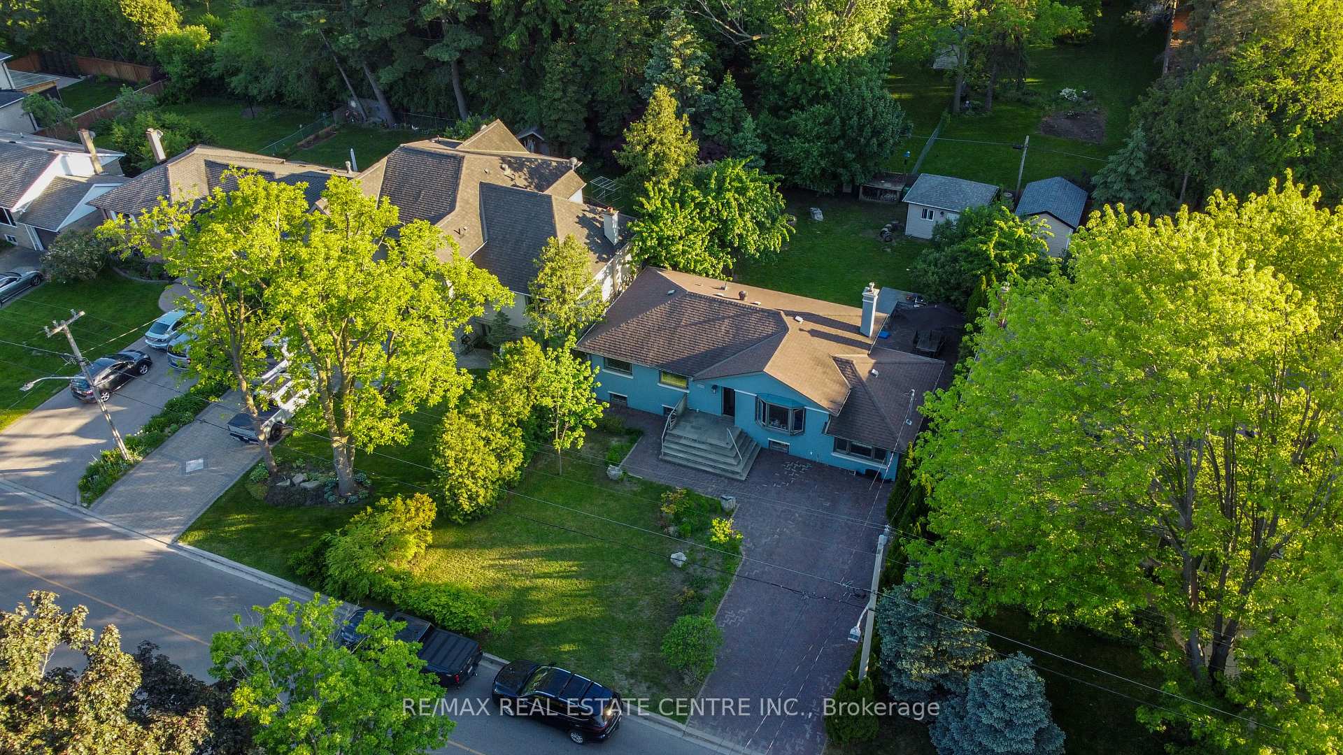 Photo 25 of 2450 Edenhurst Drive, Mississauga, Cooksville — HOMEH