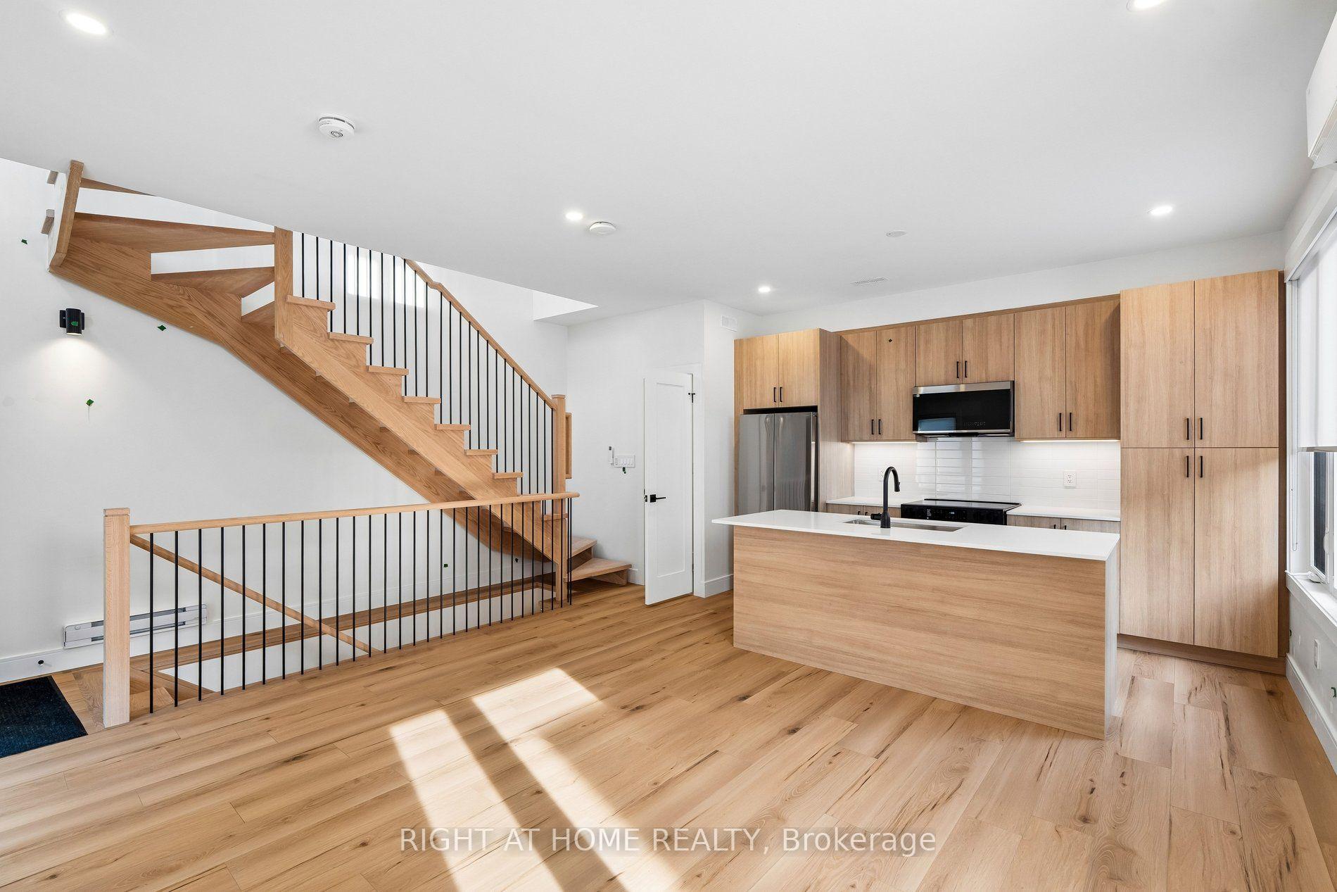 Photo 7 of Unit LS, 55 Camberwell Road, Toronto, Humewood-Cedarvale — HOMEH