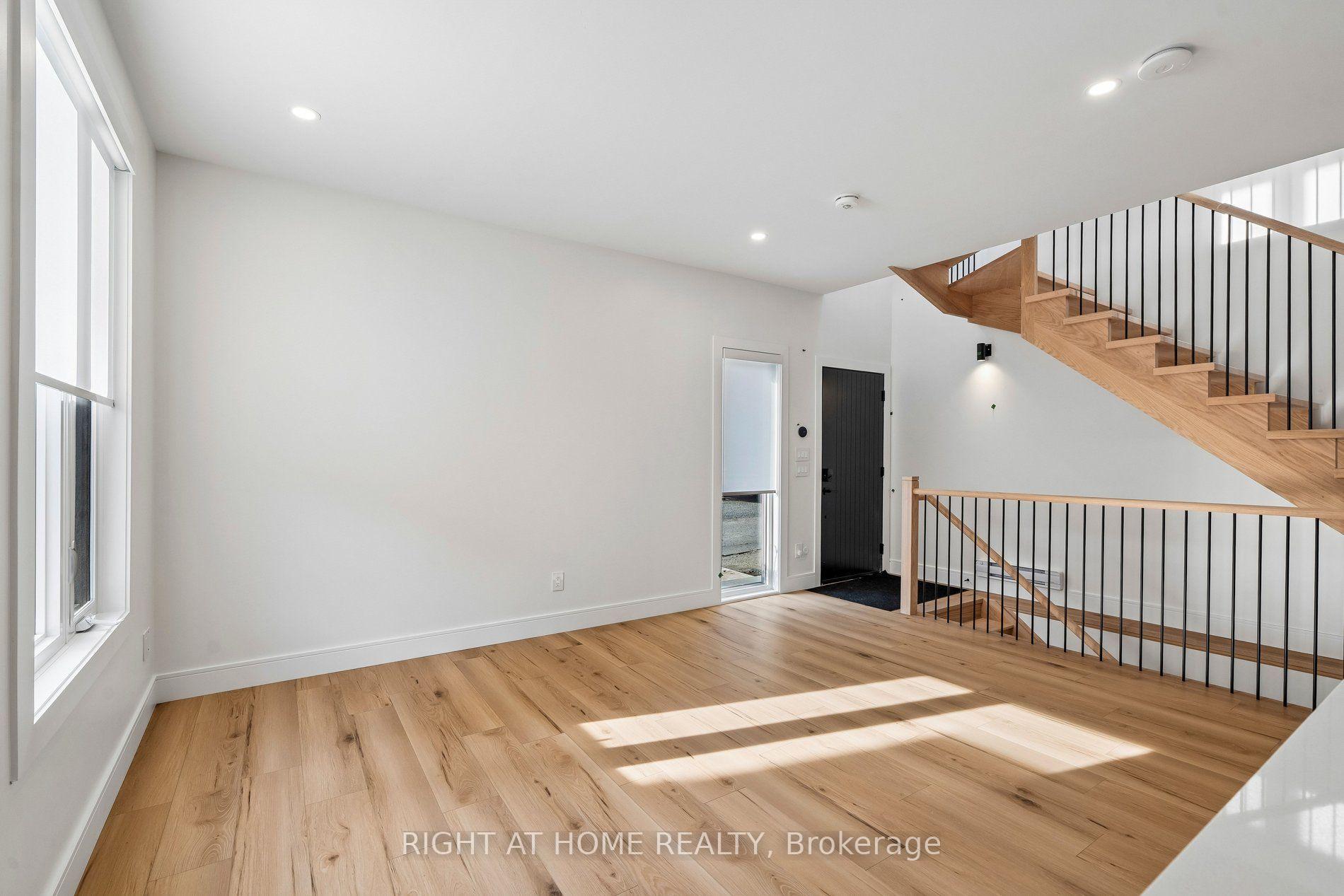 Photo 10 of Unit LS, 55 Camberwell Road, Toronto, Humewood-Cedarvale — HOMEH