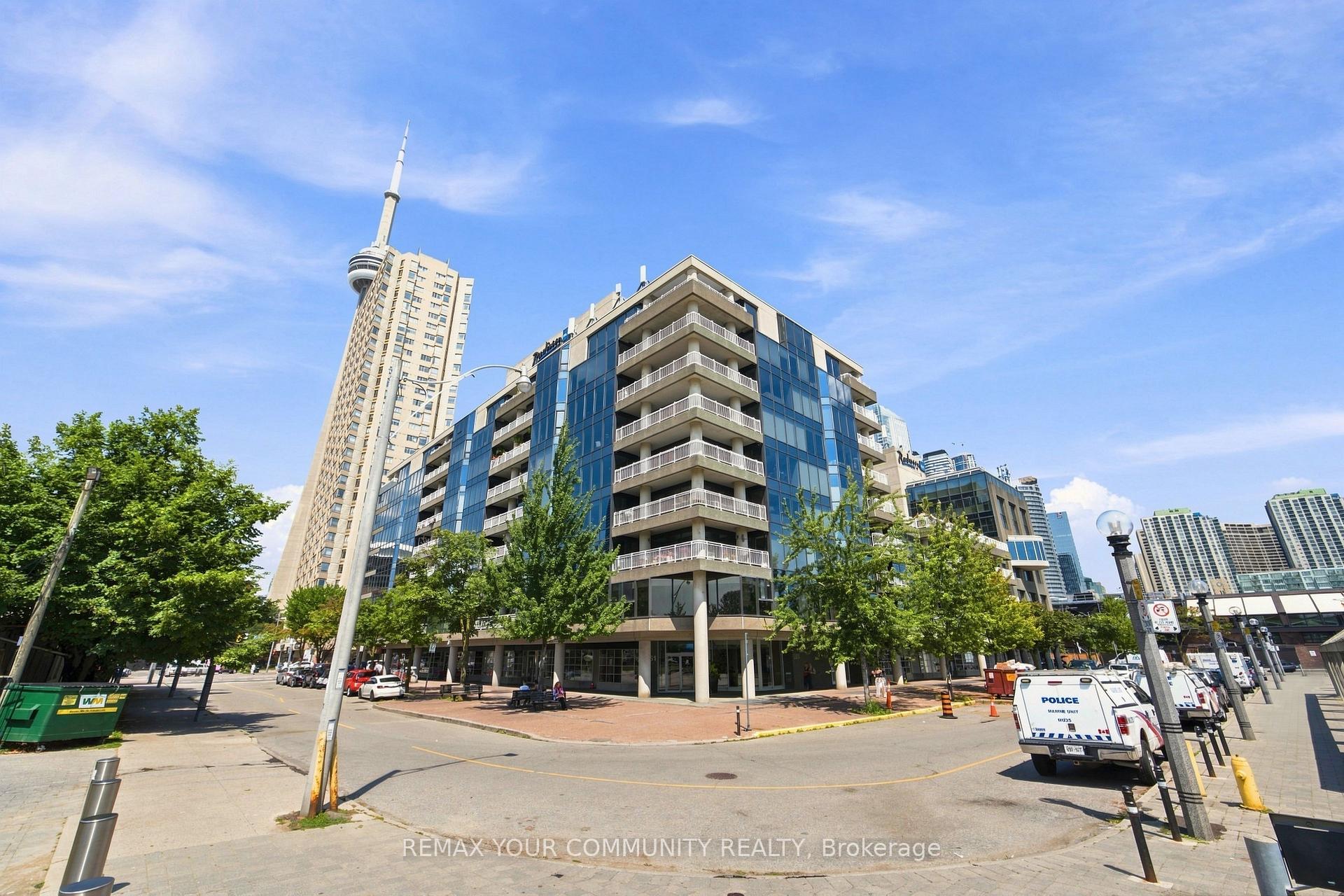 Photo 2 of Unit 705, 251 Queens Quay, Toronto, Waterfront Communities — HOMEH