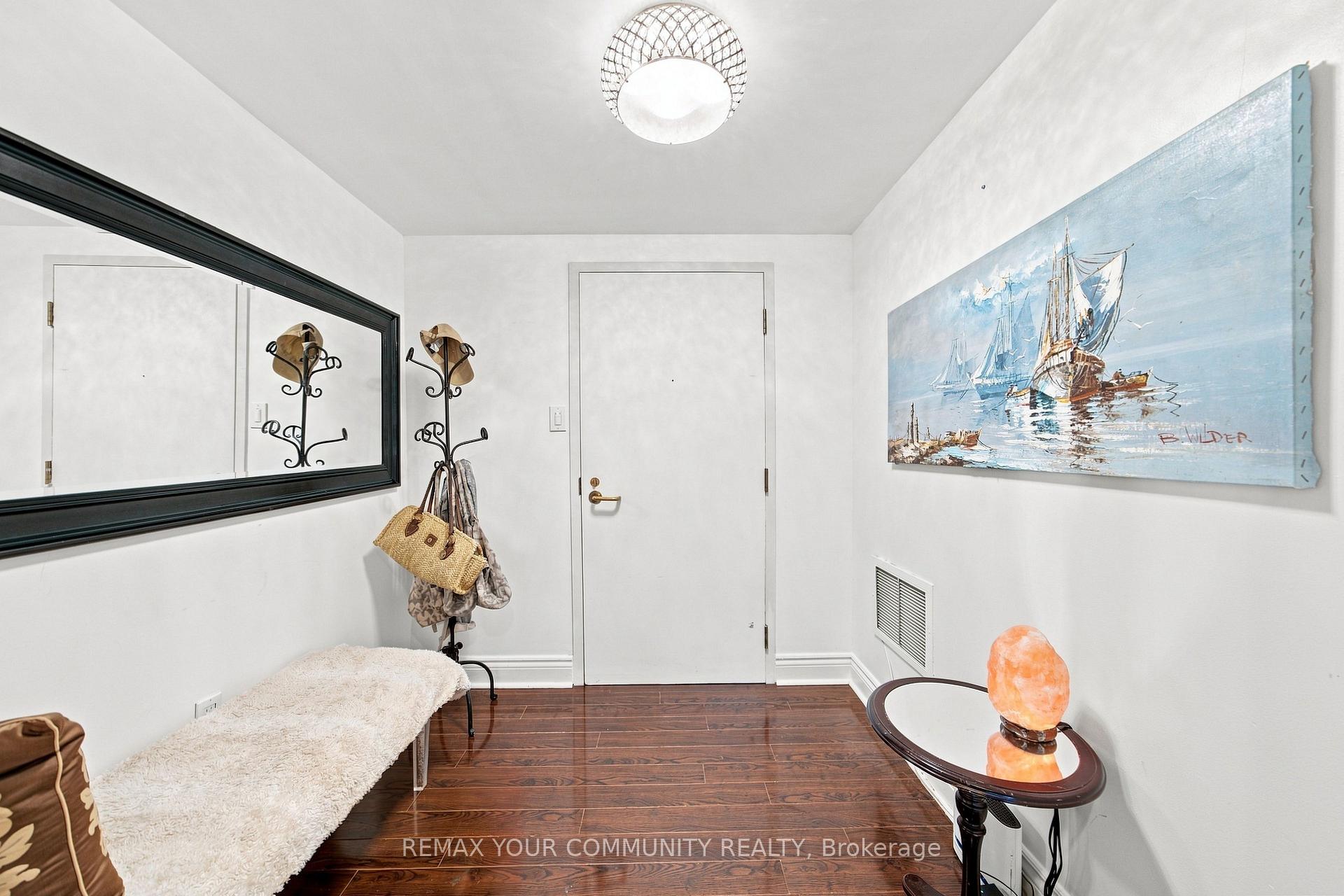 Photo 4 of Unit 705, 251 Queens Quay, Toronto, Waterfront Communities — HOMEH