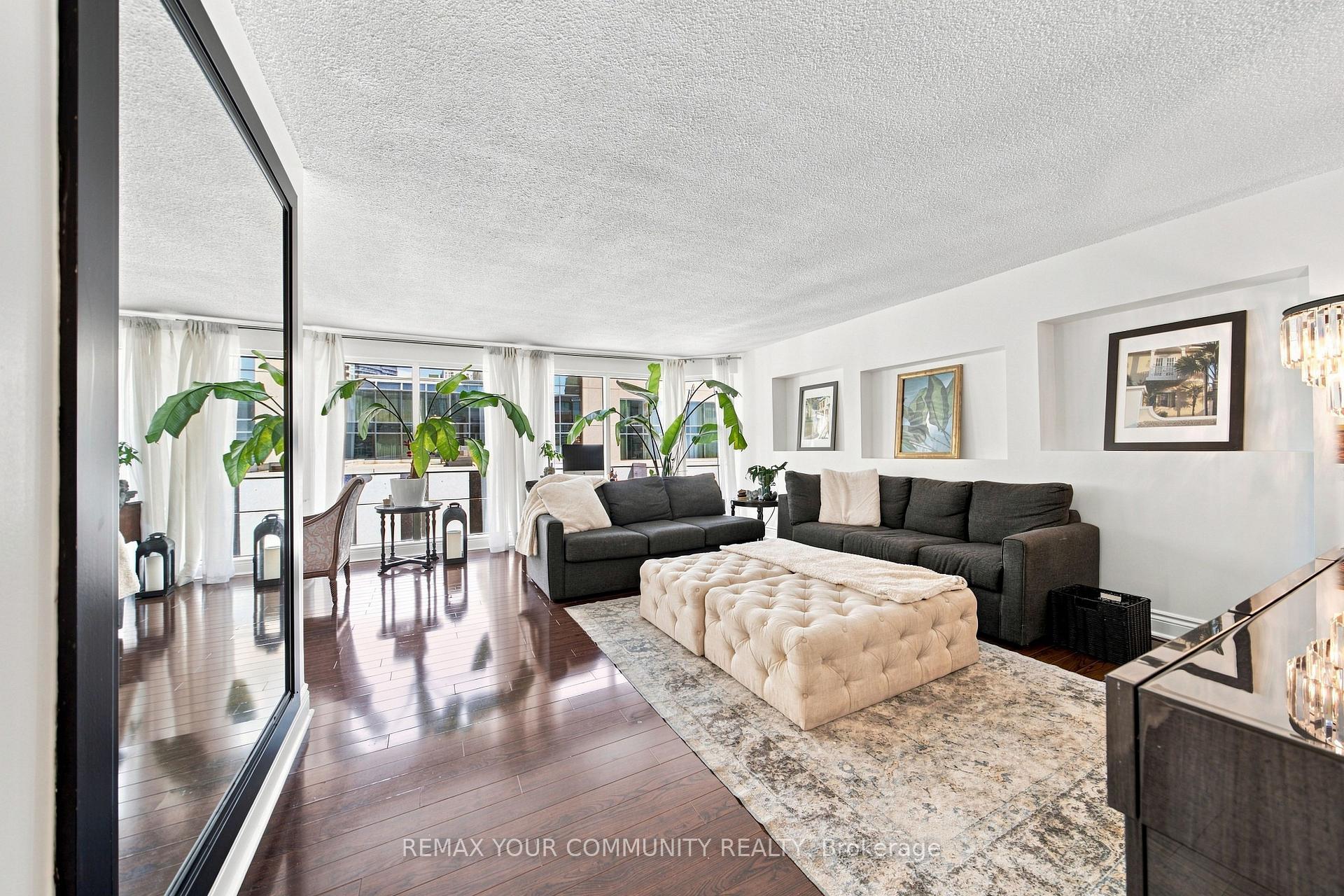 Photo 6 of Unit 705, 251 Queens Quay, Toronto, Waterfront Communities — HOMEH