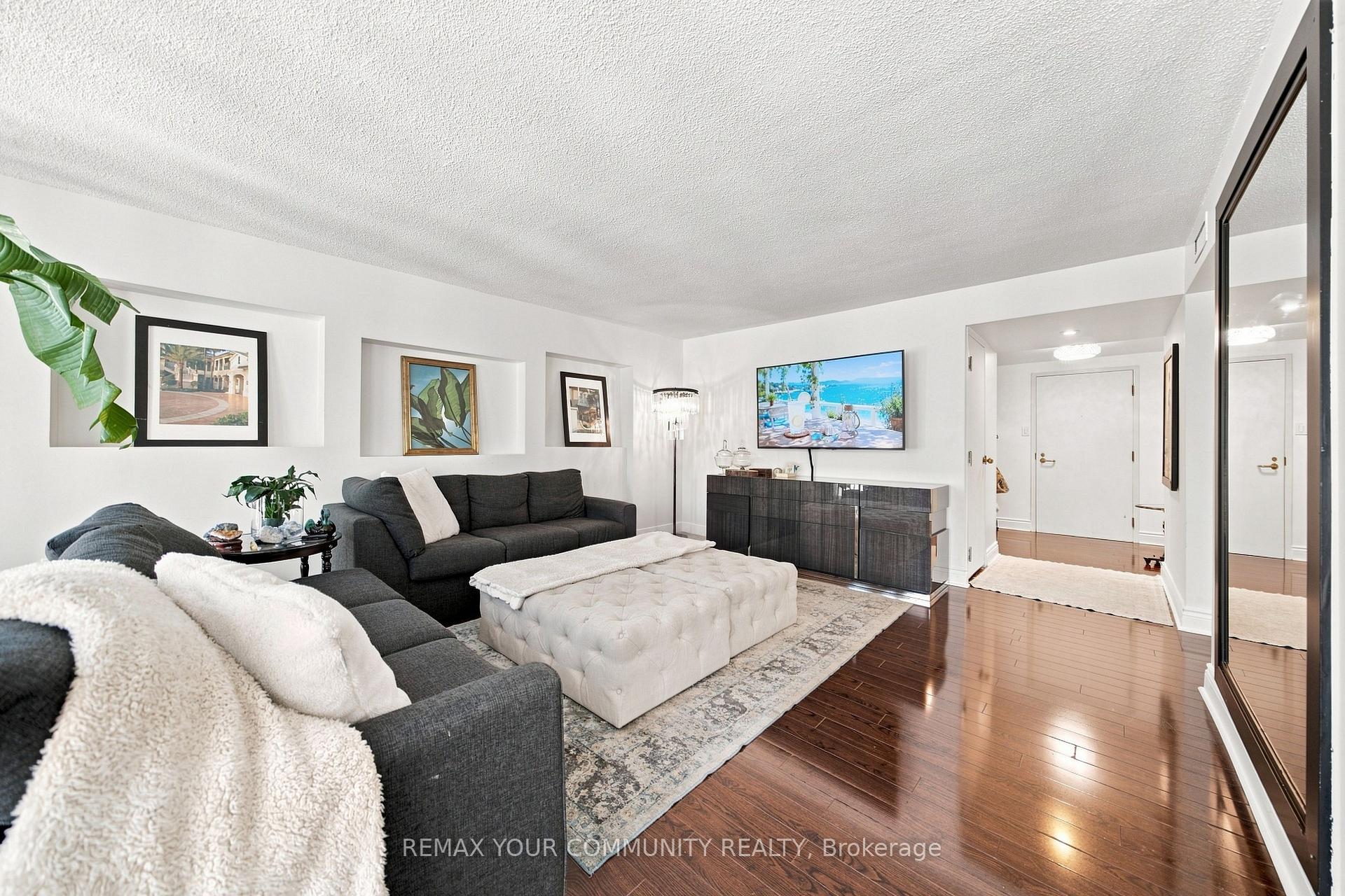 Photo 8 of Unit 705, 251 Queens Quay, Toronto, Waterfront Communities — HOMEH