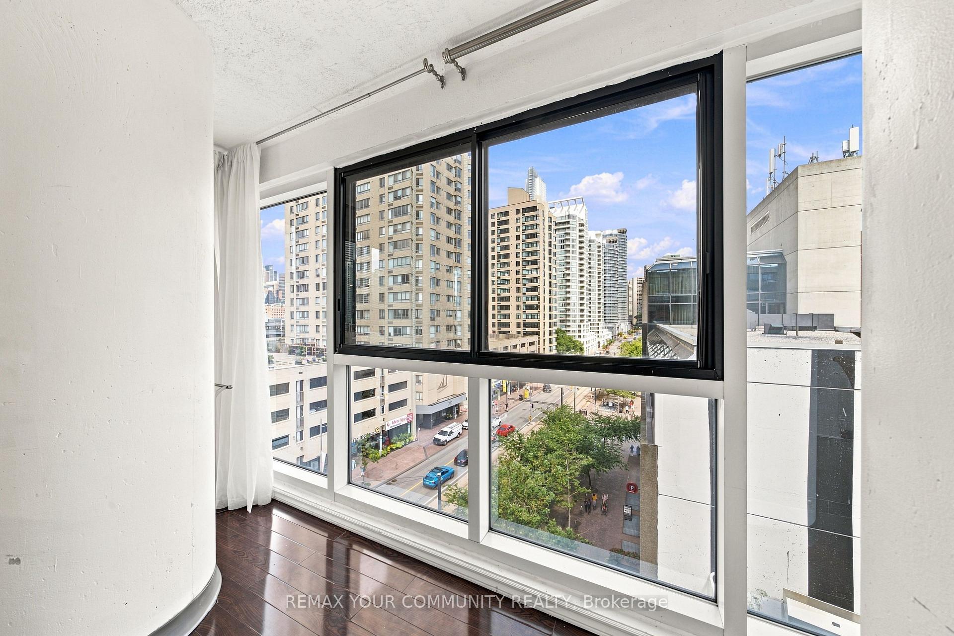 Photo 28 of Unit 705, 251 Queens Quay, Toronto, Waterfront Communities — HOMEH