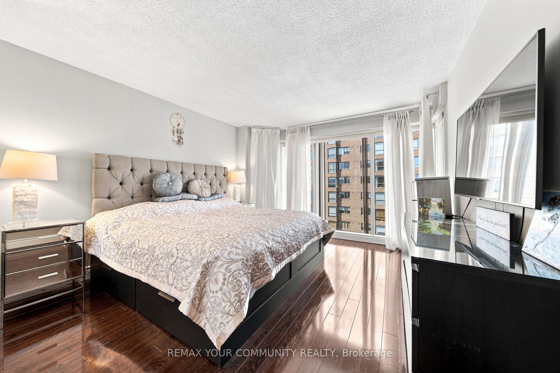 Photo 30 of Unit 705, 251 Queens Quay, Toronto, Waterfront Communities — HOMEH