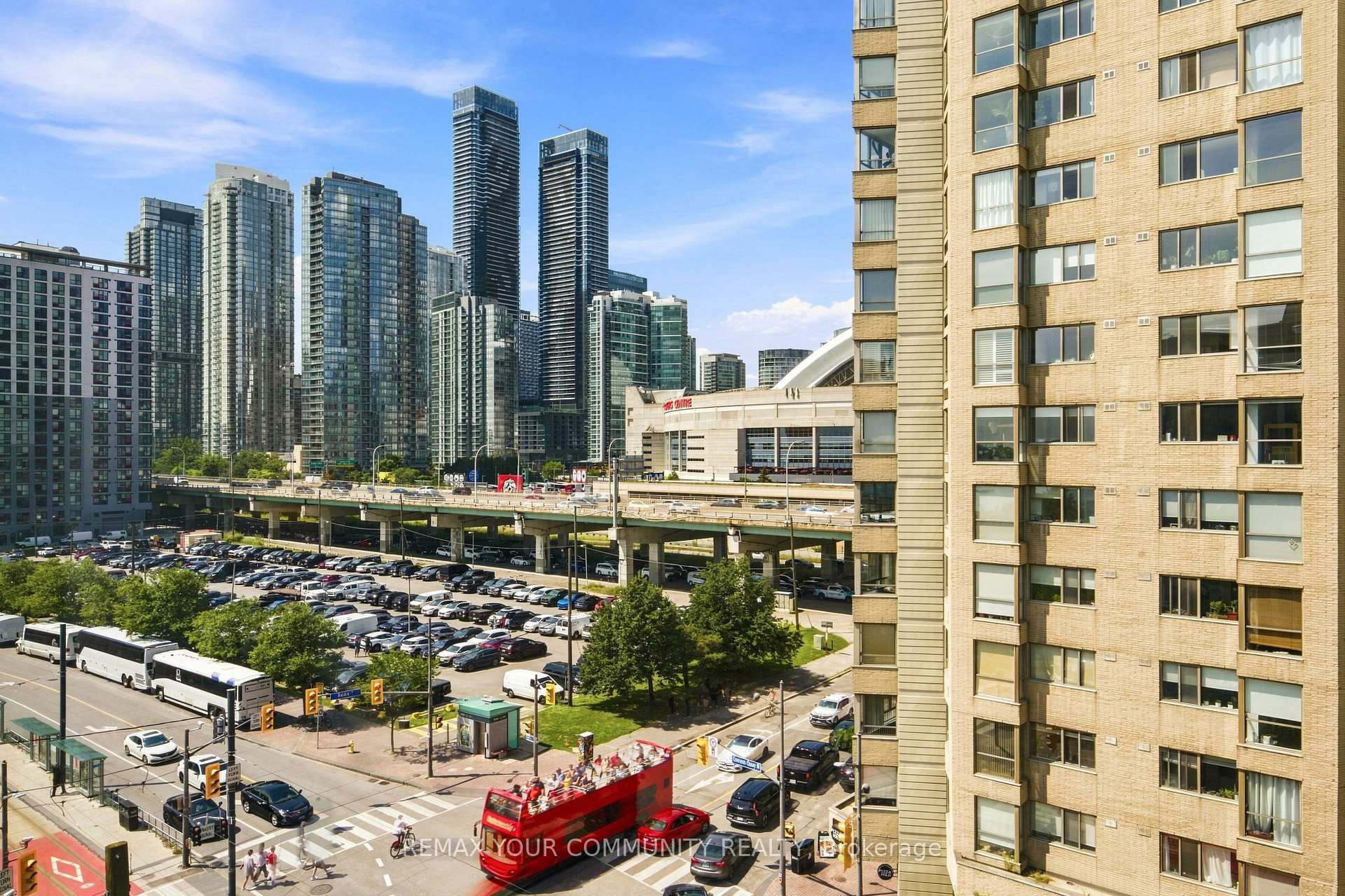 Photo 36 of Unit 705, 251 Queens Quay, Toronto, Waterfront Communities — HOMEH