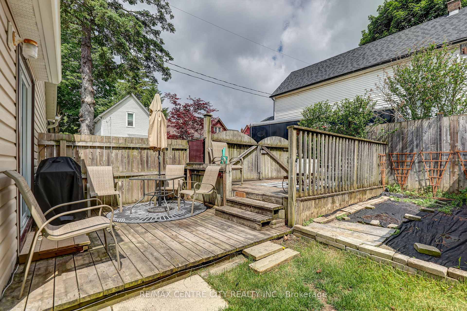 Photo 47 of 169 Wellington Street, St. Thomas — HOMEH