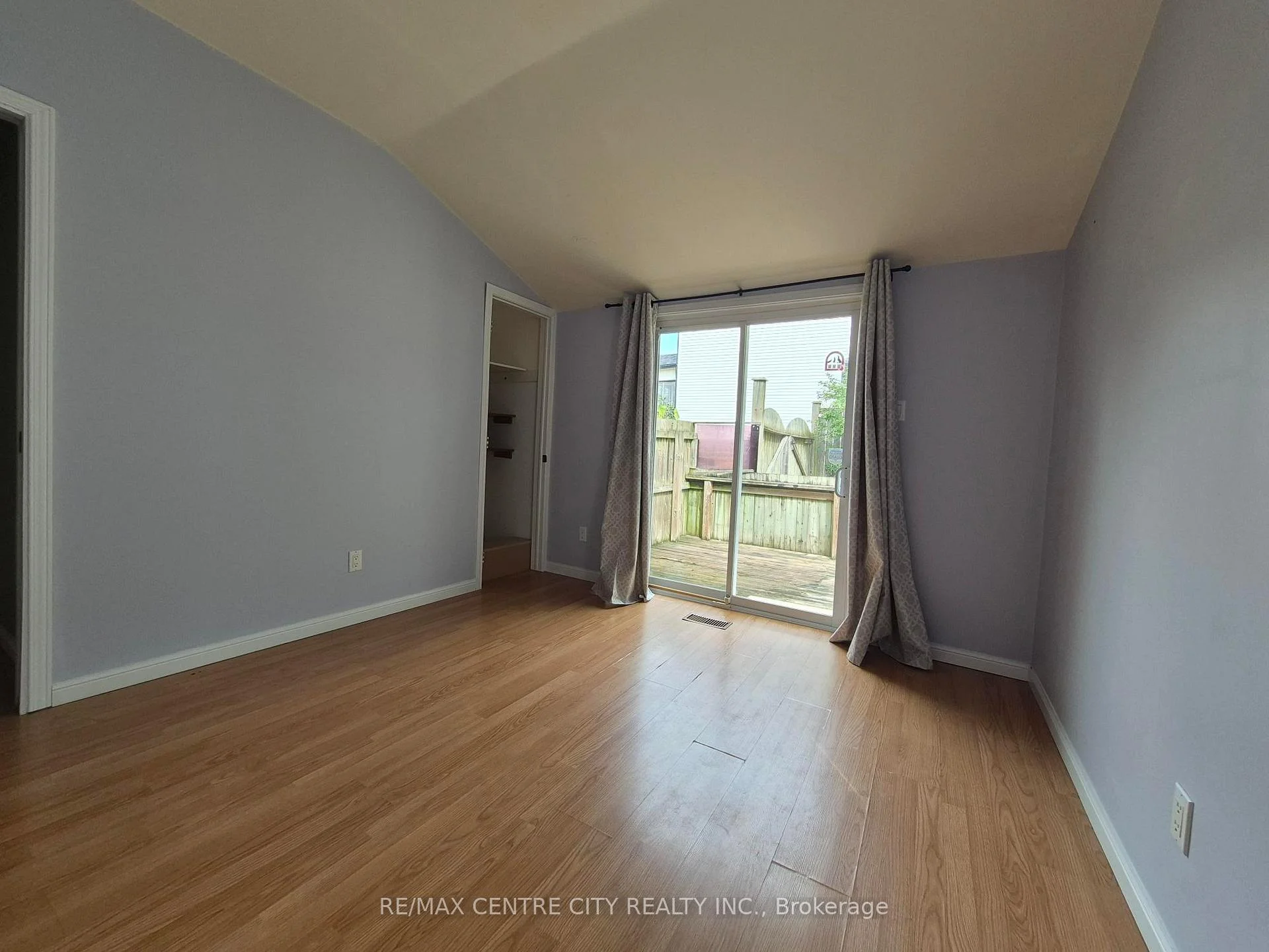 Photo 31 of 169 Wellington Street, St. Thomas — HOMEH